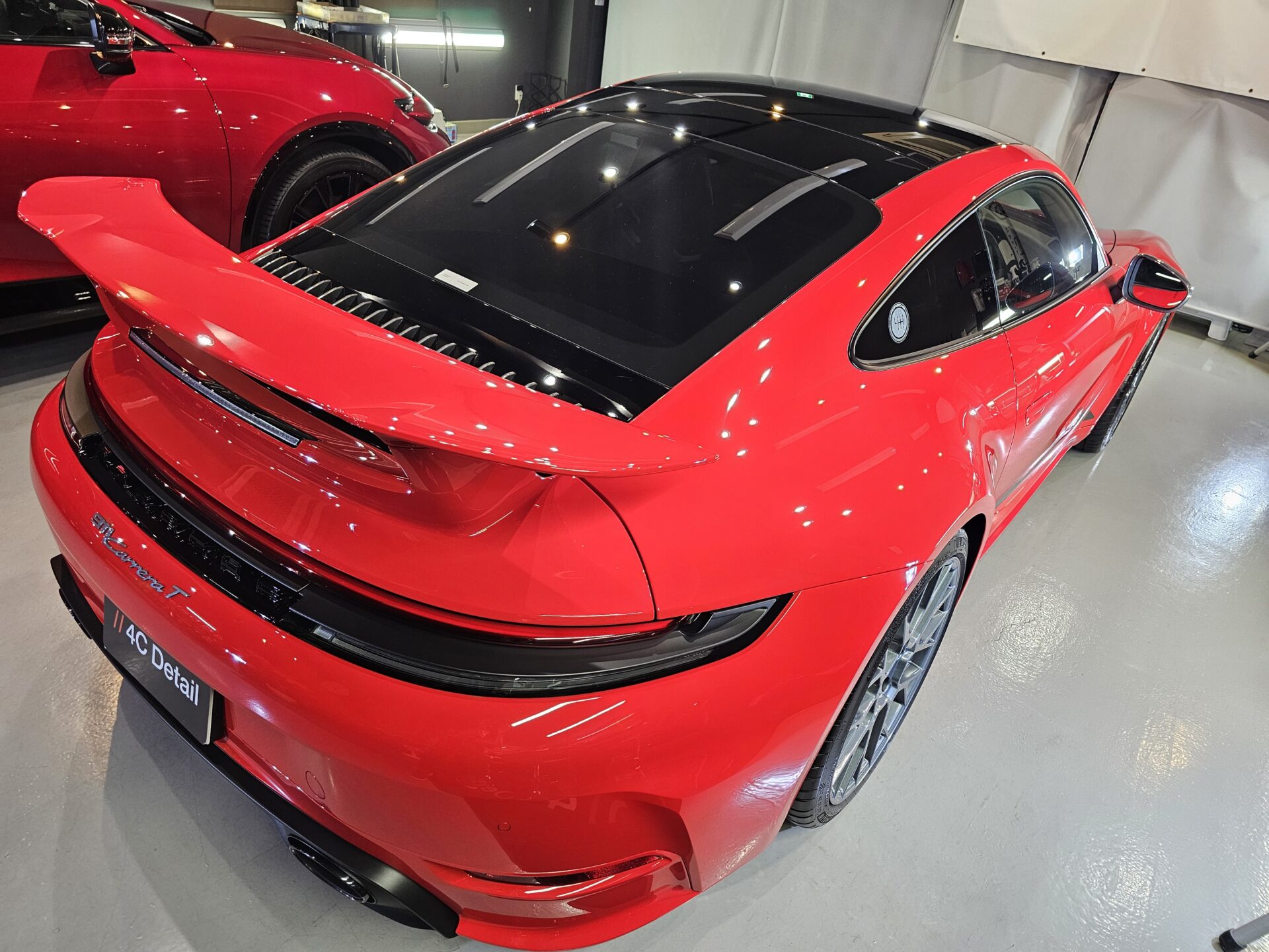 ポルシェ911カレラT 992.2 新車 ファンラボヒールプラスセラミックボディコーティング
