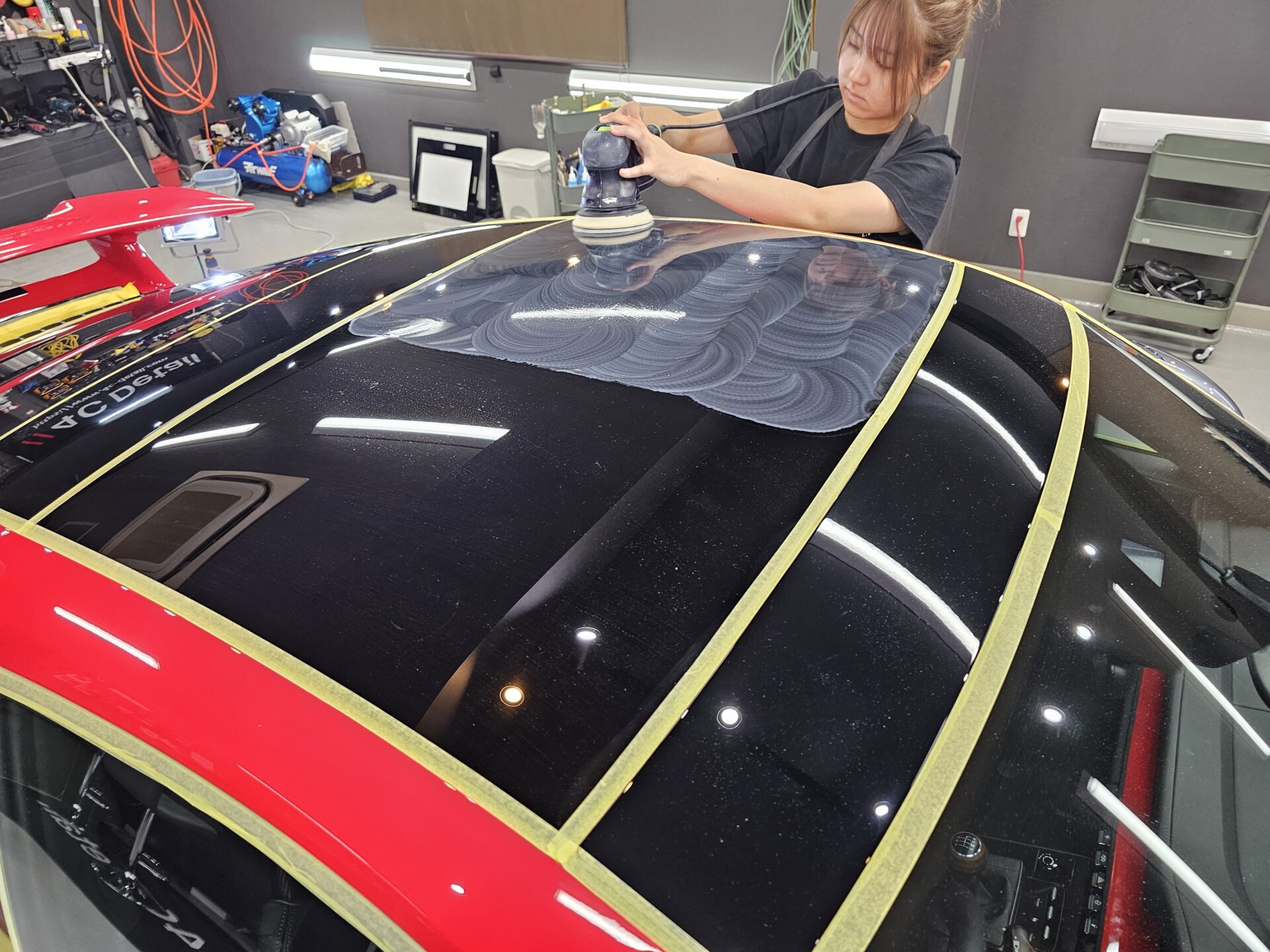 ポルシェ911カレラT 992.2 新車 窓ガラス磨き