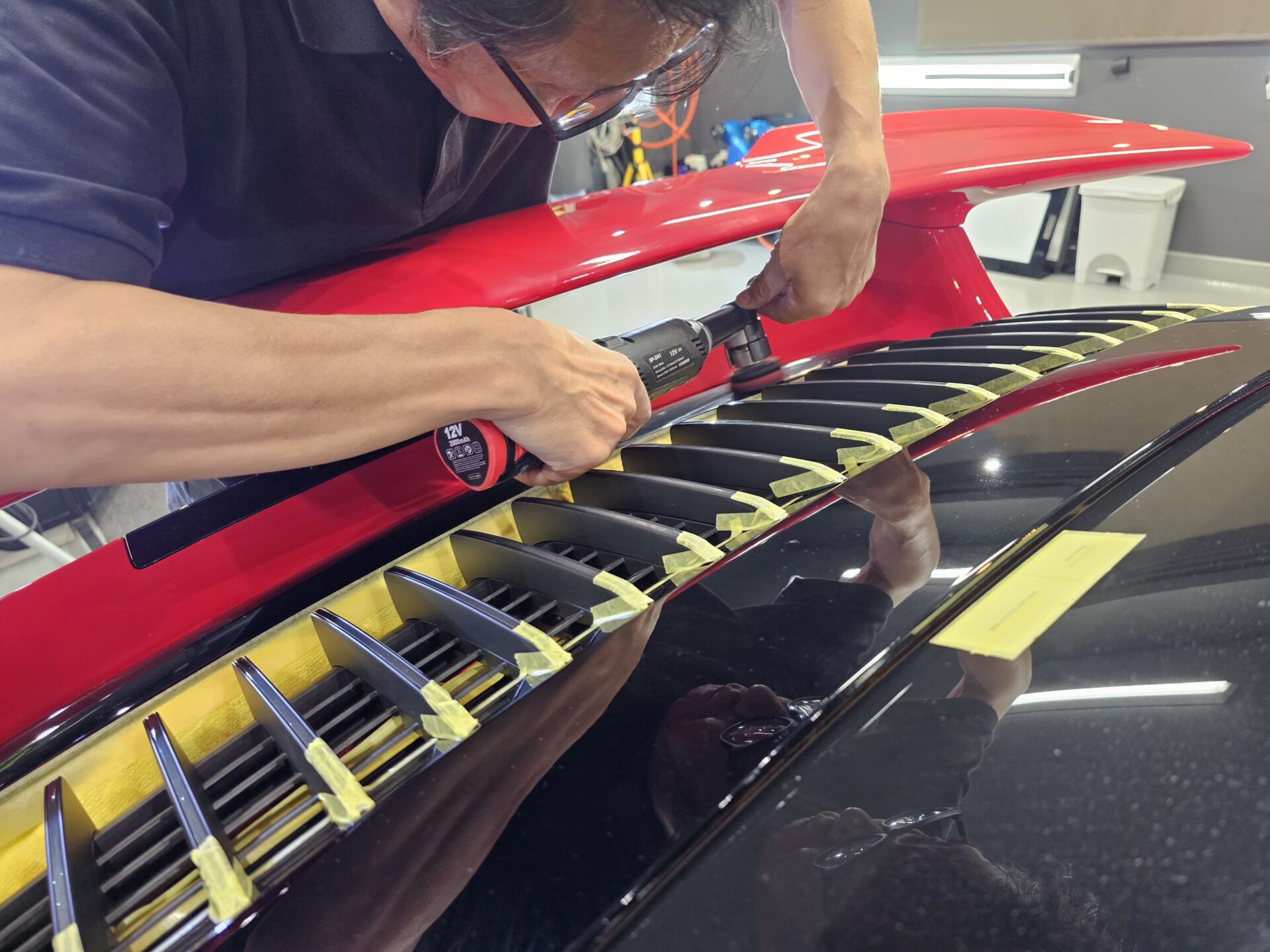 ポルシェ911カレラT 992.2 新車 細部までこだわりの磨き