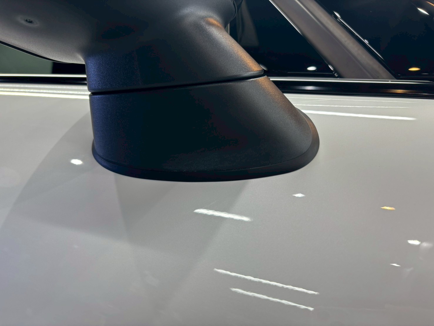 ミニクーパーコンパウンド付着