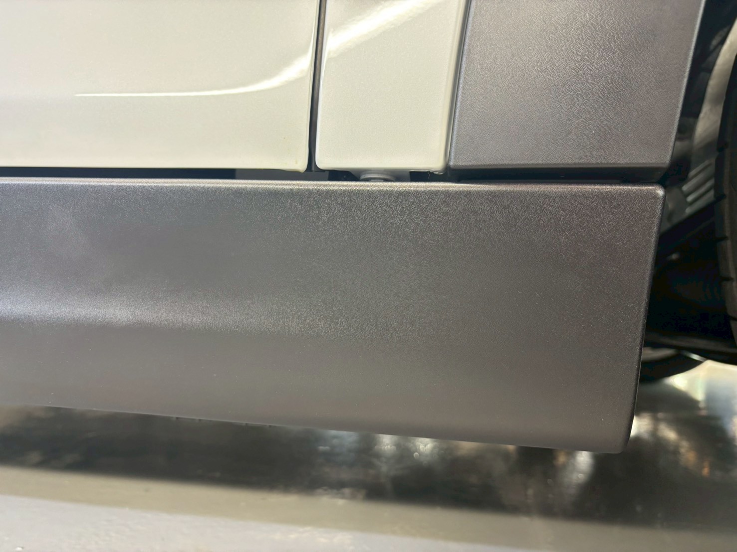 ミニクーパー未塗装樹脂アフター (3)