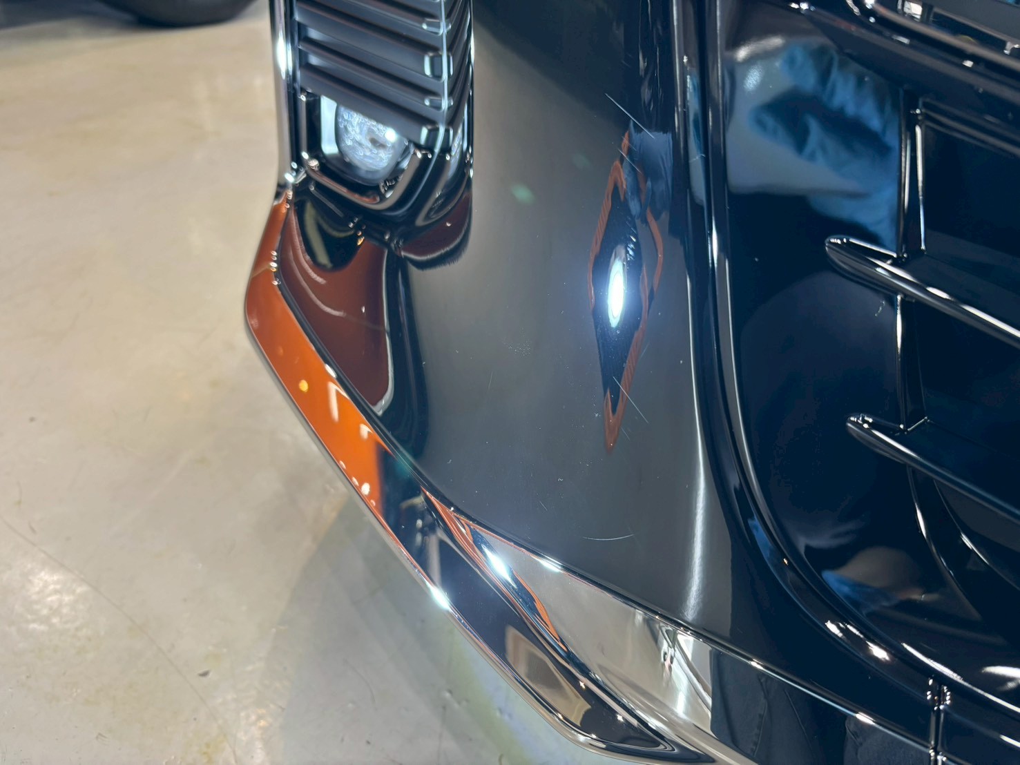 トヨタヴェルファイア40系 新車線傷