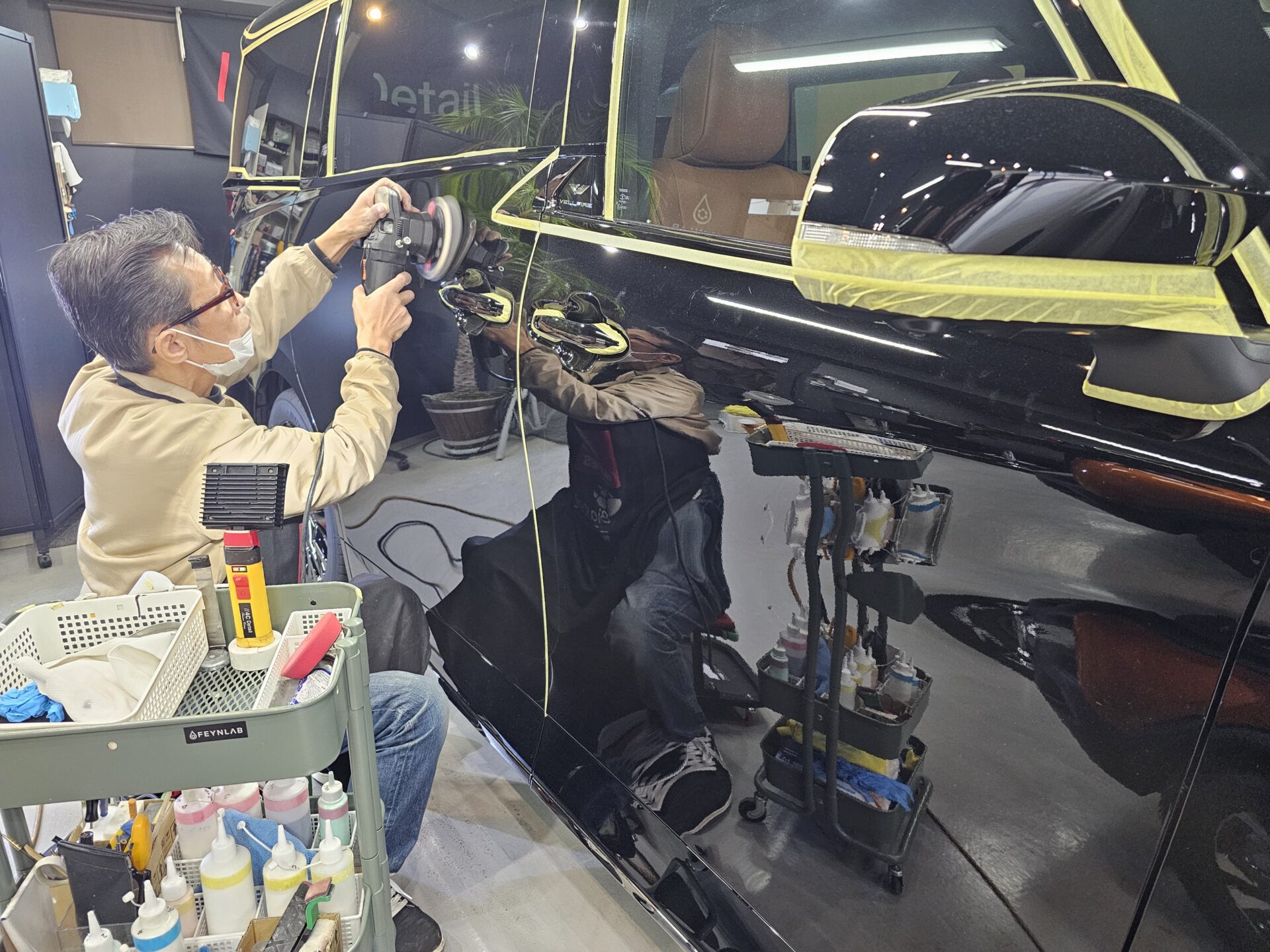 トヨタヴェルファイア40系 磨き 下地処理