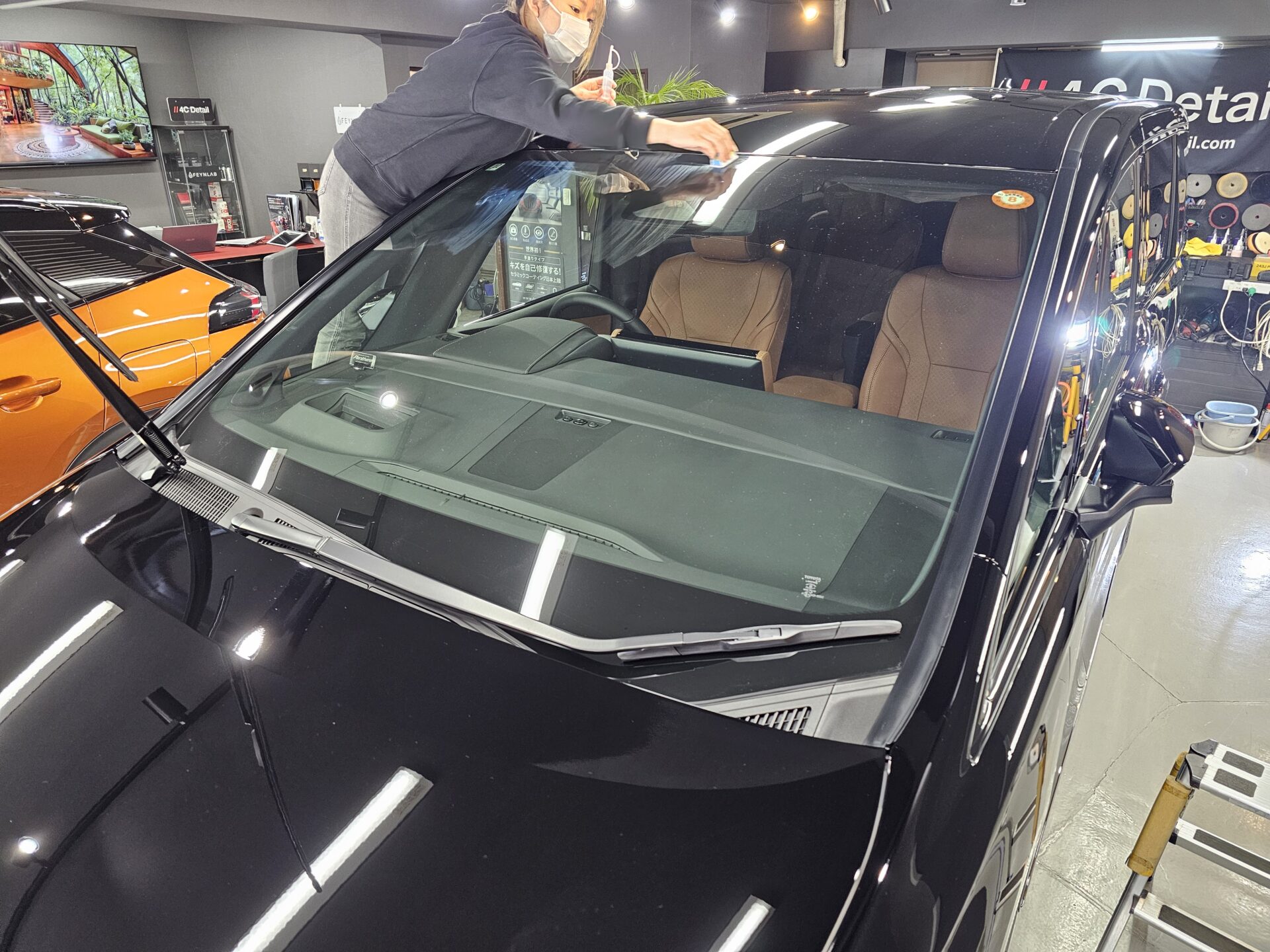 トヨタヴェルファイア40系 窓ガラスコーティング塗布