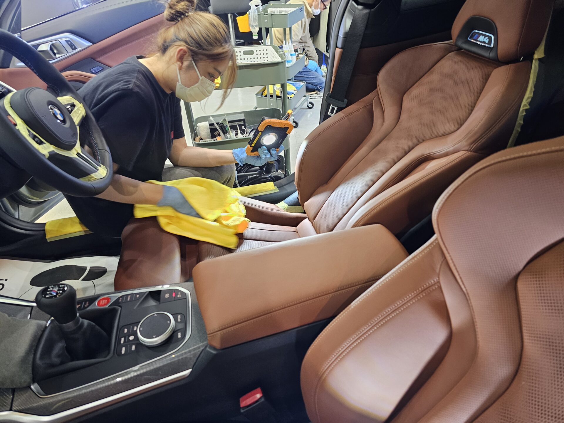 BMW M4(G82)individualブルックリングレー レザーシートセラミックコーティング