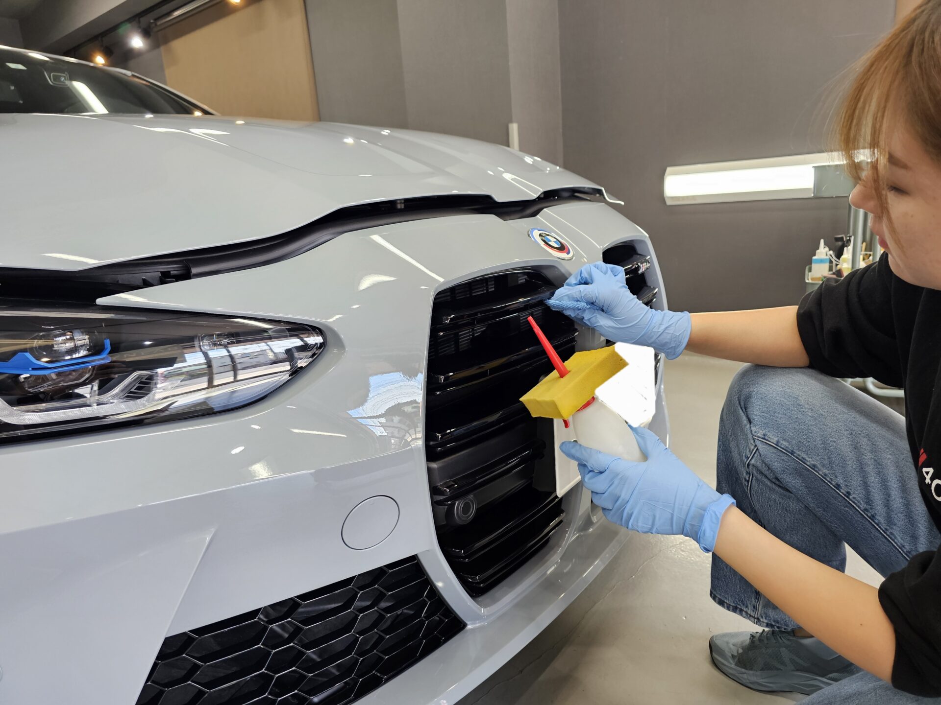 BMW M4(G82)individualブルックリングレー 細部スケール除去