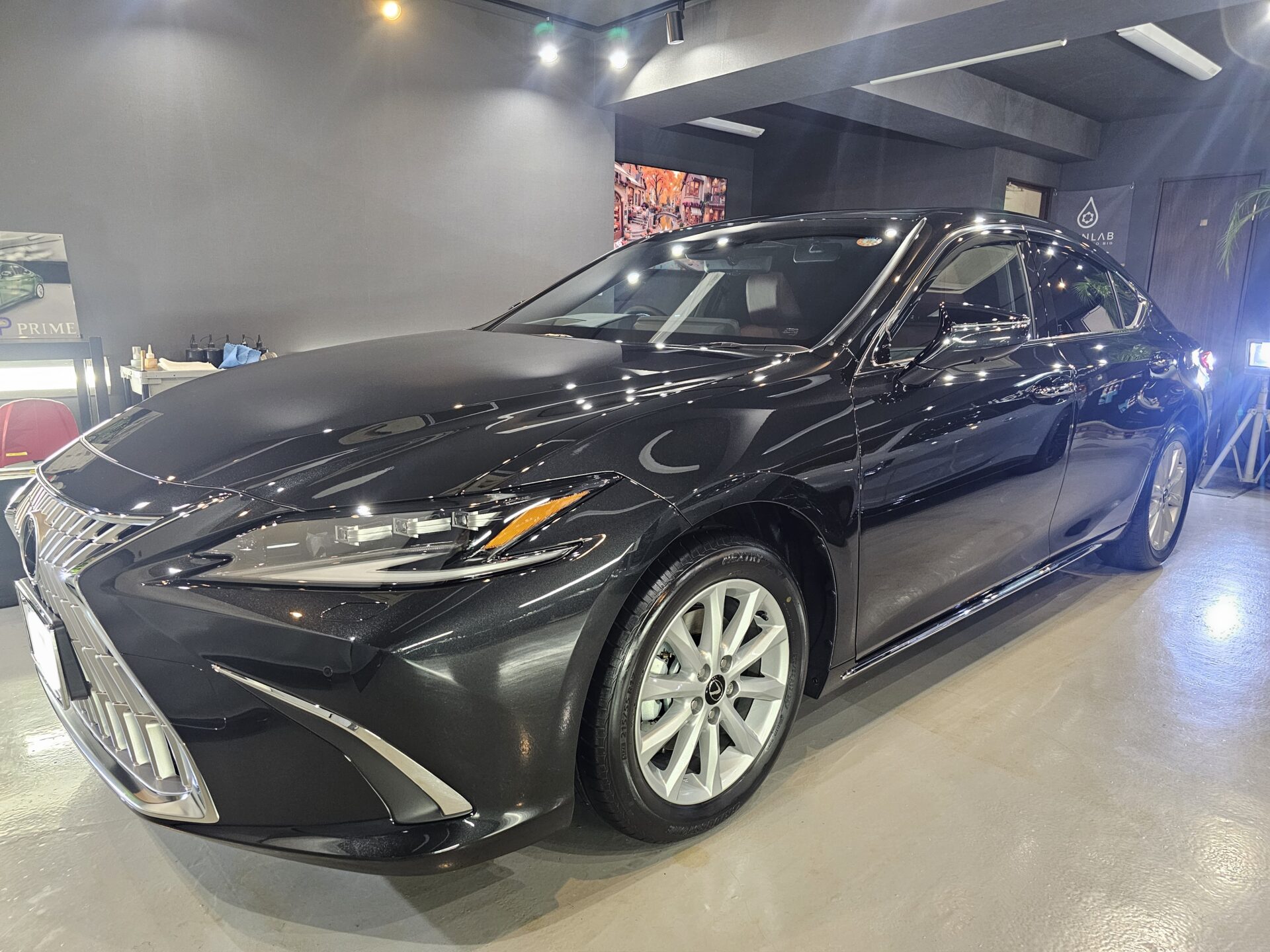 新車レクサスES300h GTECHNIQクリスタルセラムBLACKセラミックコーティング他 東京都品川区