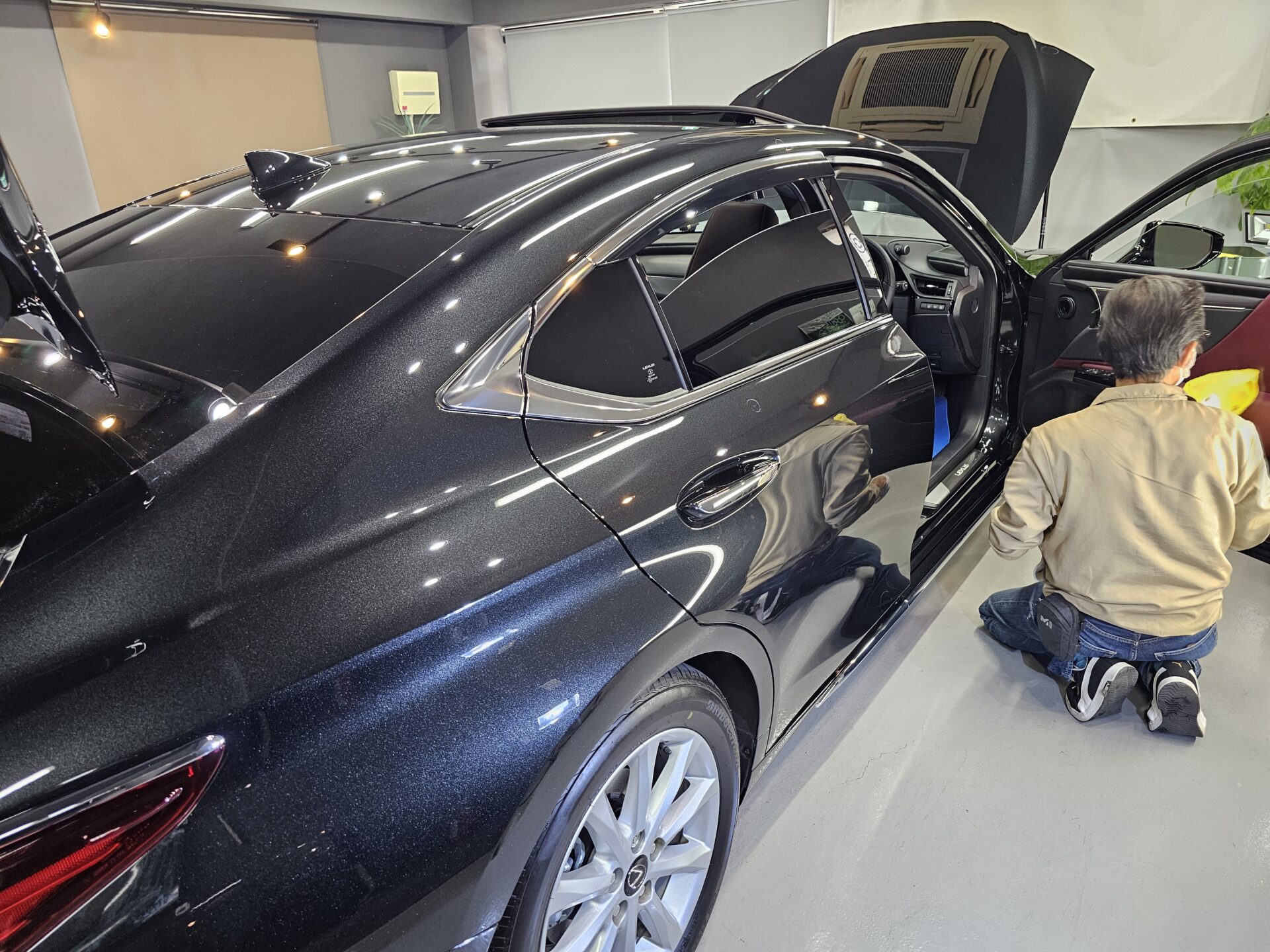 レクサスES300h 新車 洗車