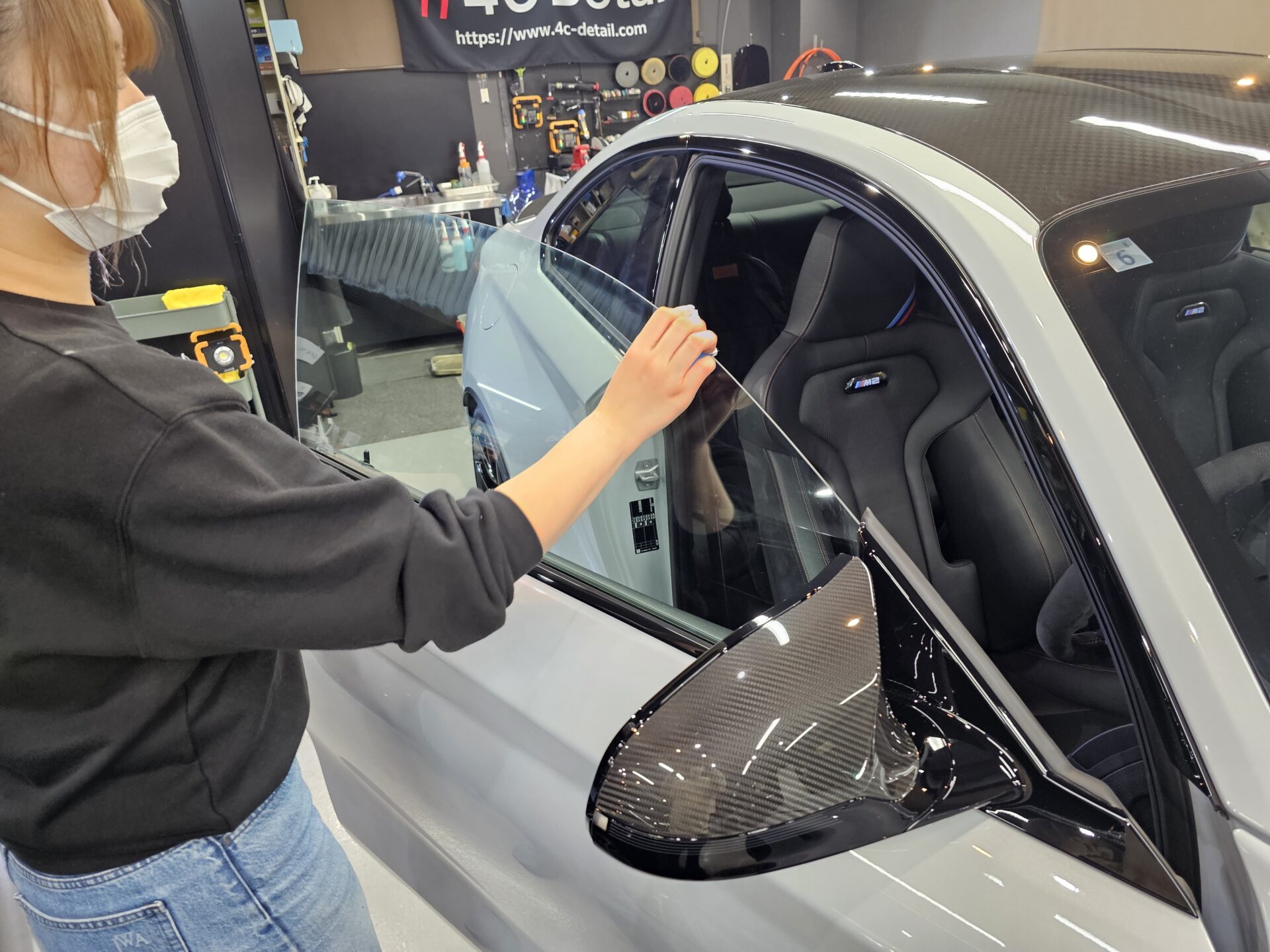 BMW M2CS(F87) 窓ガラスコーティング塗布