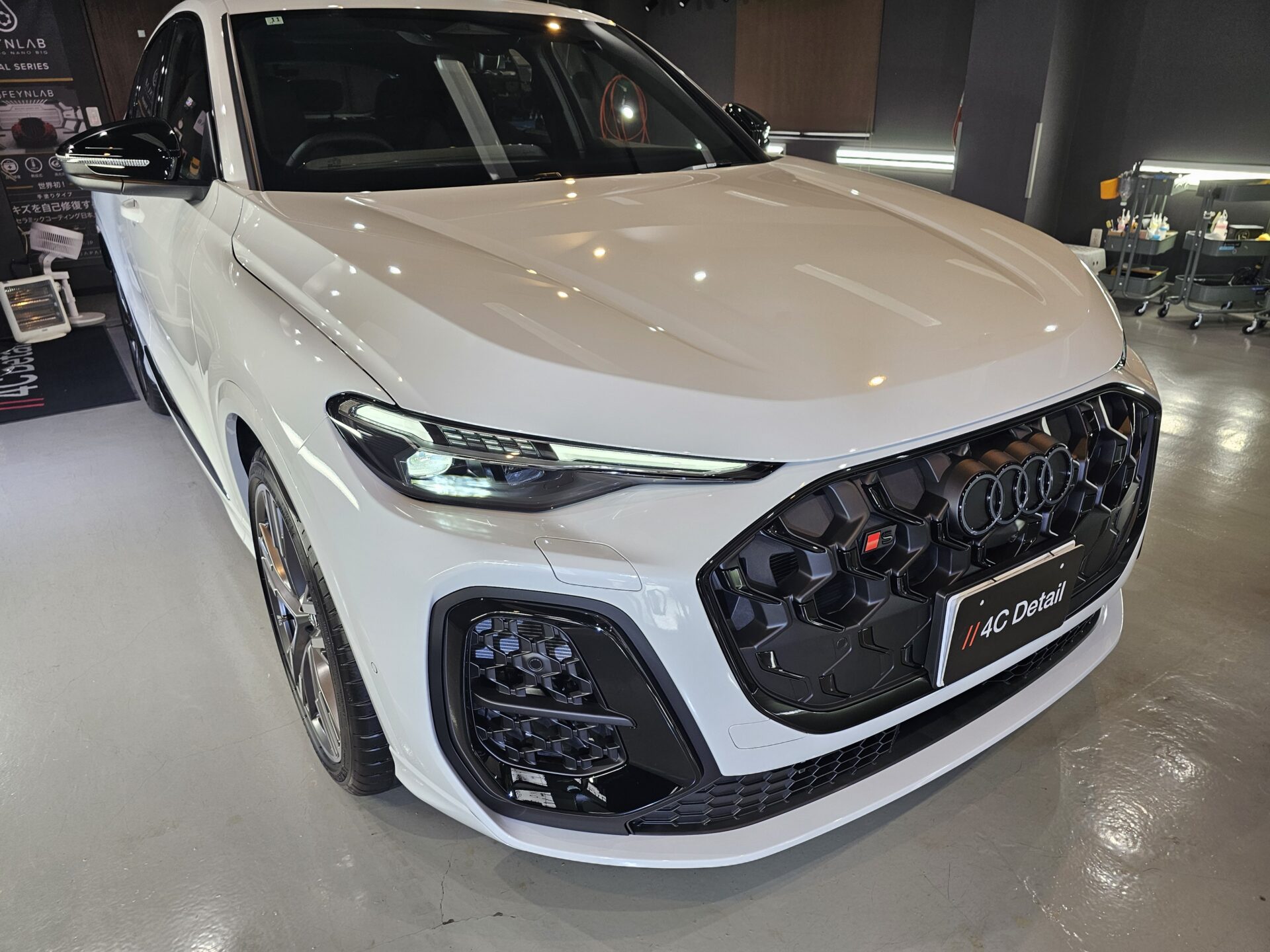 アウディSQ5スポーツバック(GU)新車 GTECHNIQ最上級セラミックコーティング