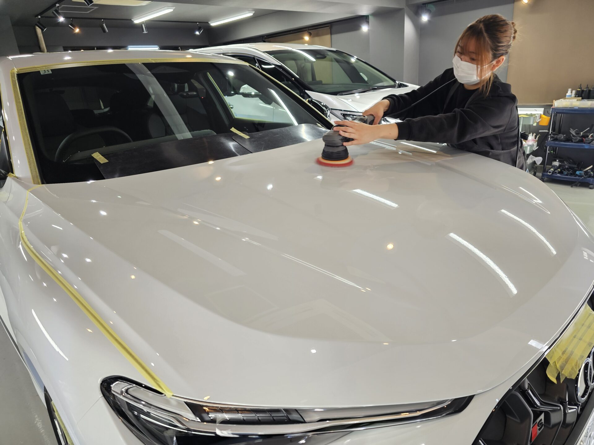 アウディSQ5スポーツバック(GU)新車 磨き 下地処理