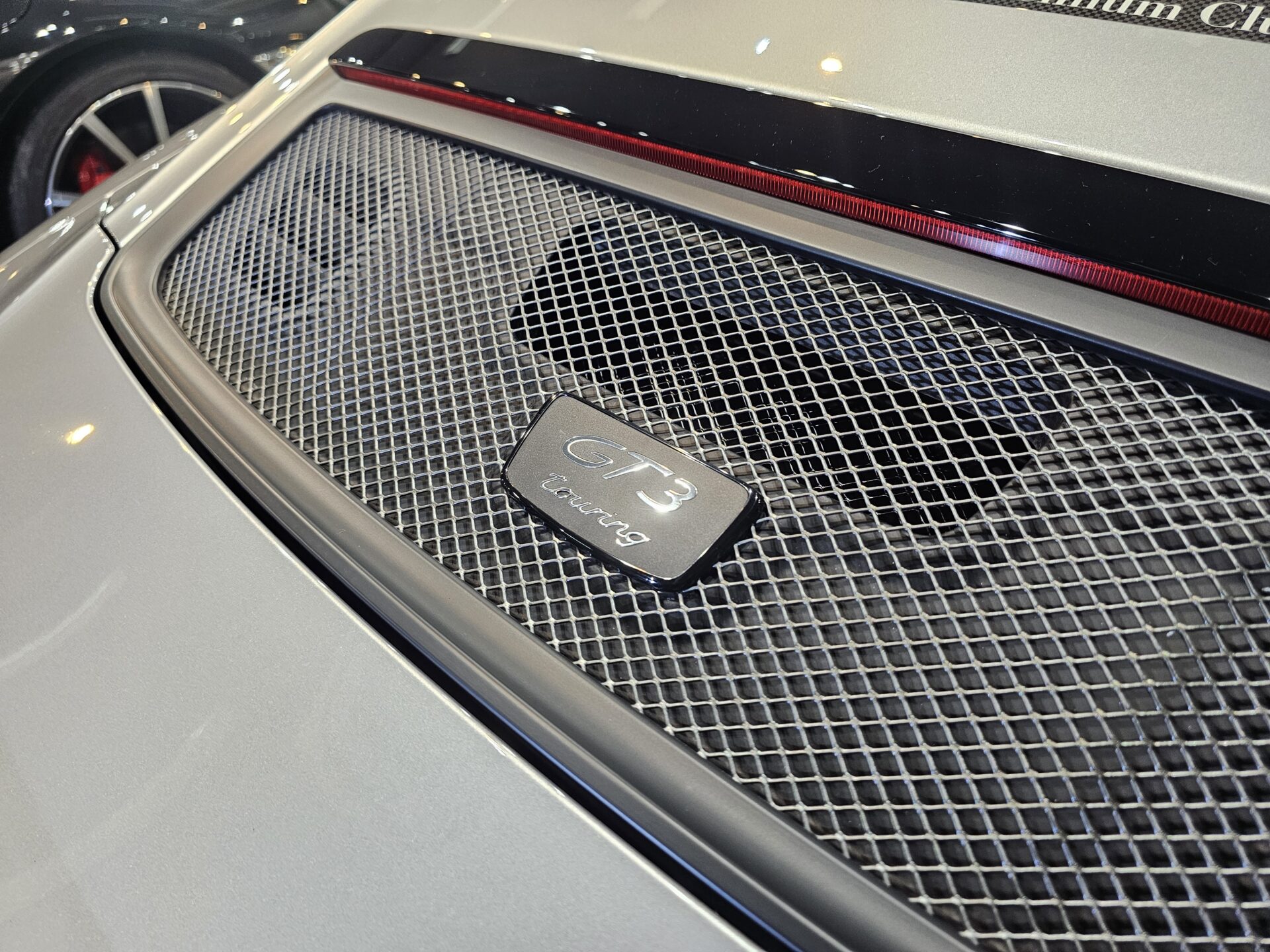 ポルシェ911GT3ツーリング(991) 細部まで美しくコーティング