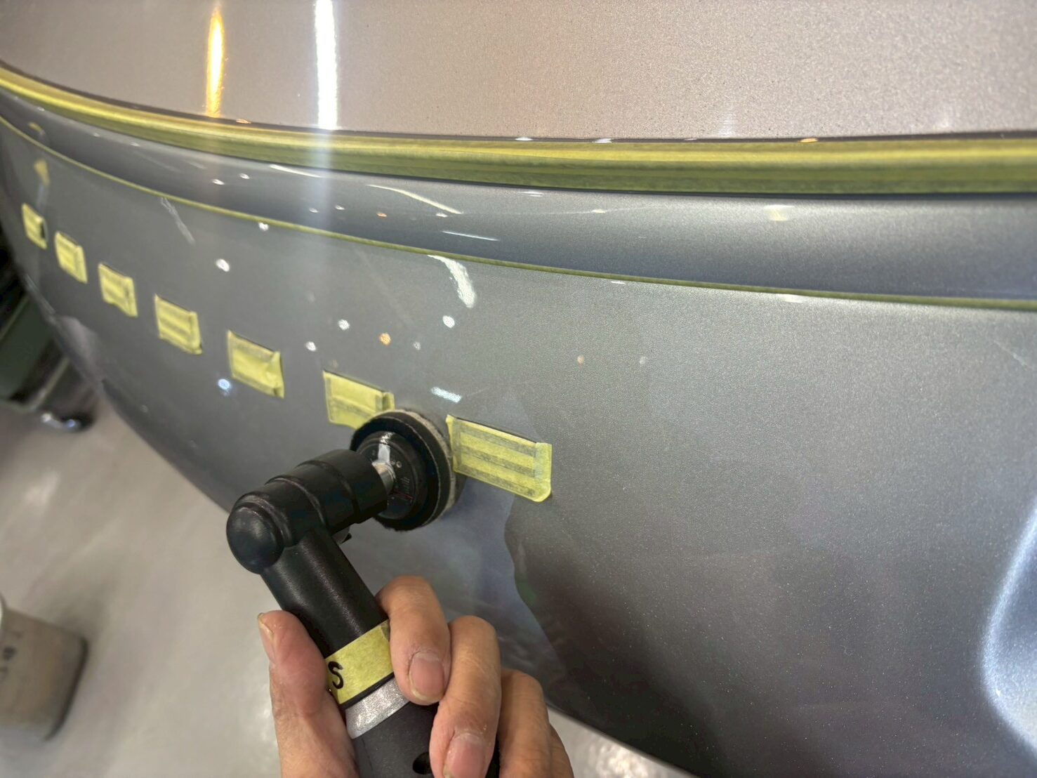 ポルシェ911GT3ツーリング(991) 細部研磨