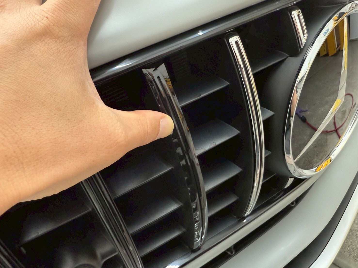 メルセデスベンツAMG SL43 アルペングレー メッキをブラックアウト