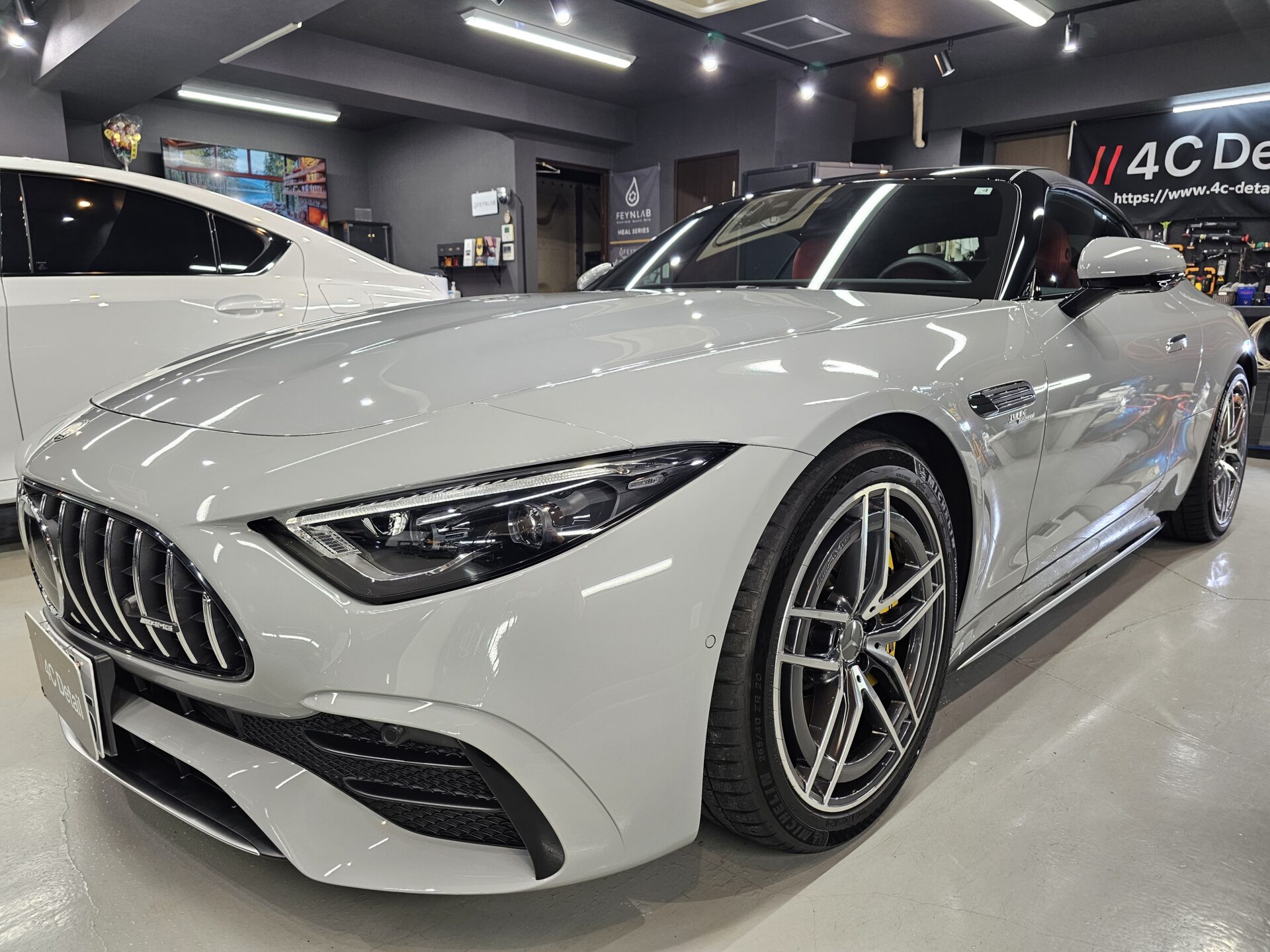 メルセデスベンツAMG SL43 アルペングレー 下地処理磨き後