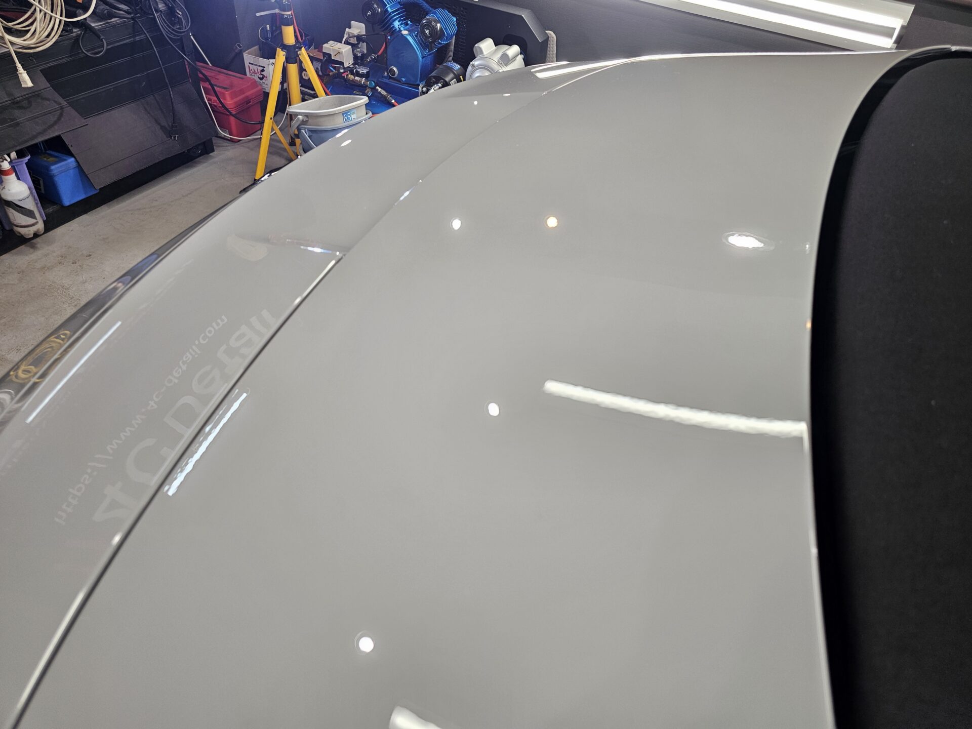 メルセデスベンツAMG SL43 アルペングレー 磨き後トランク