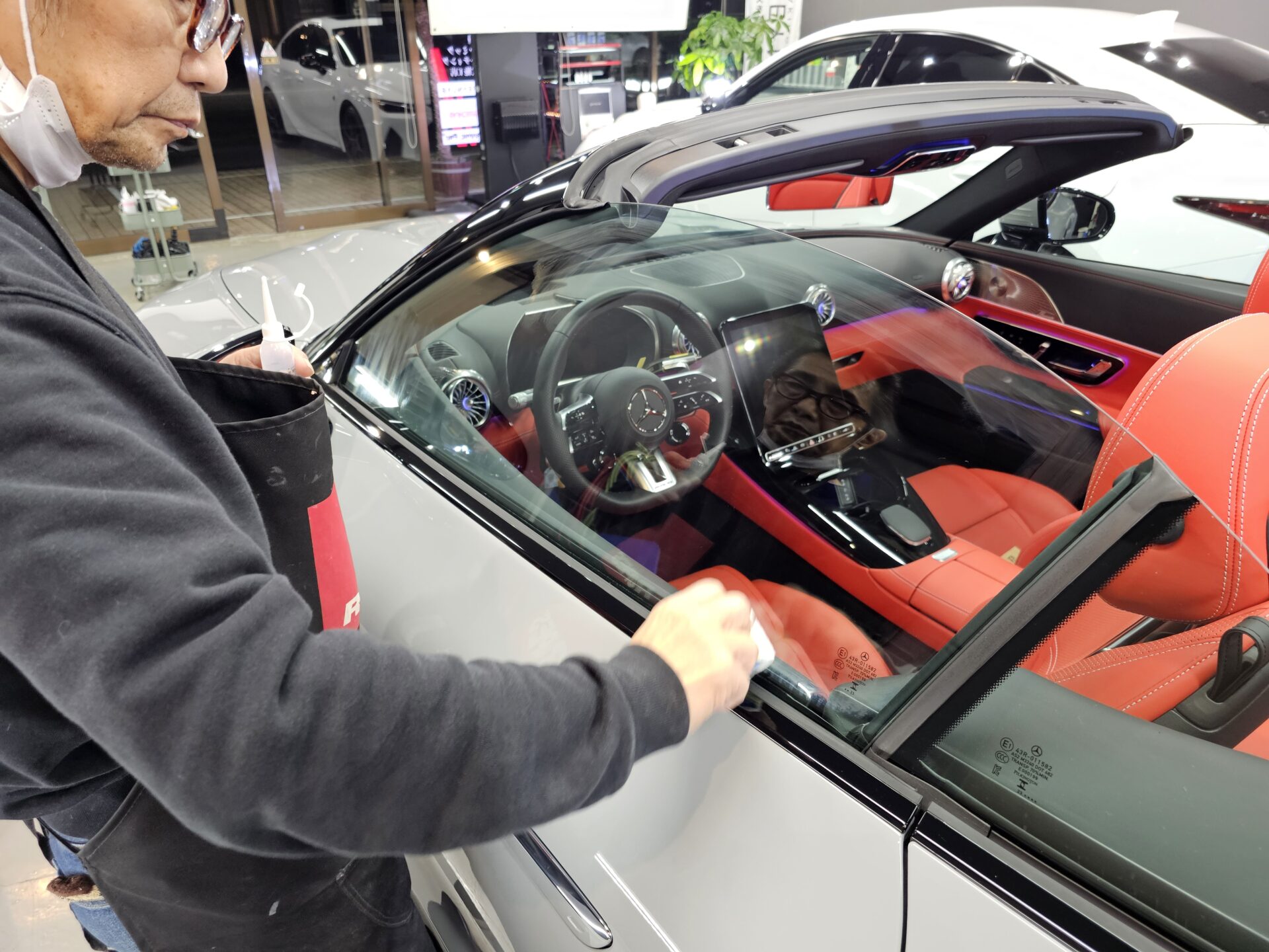 メルセデスベンツAMG SL43 アルペングレー 窓ガラスコーティング塗布