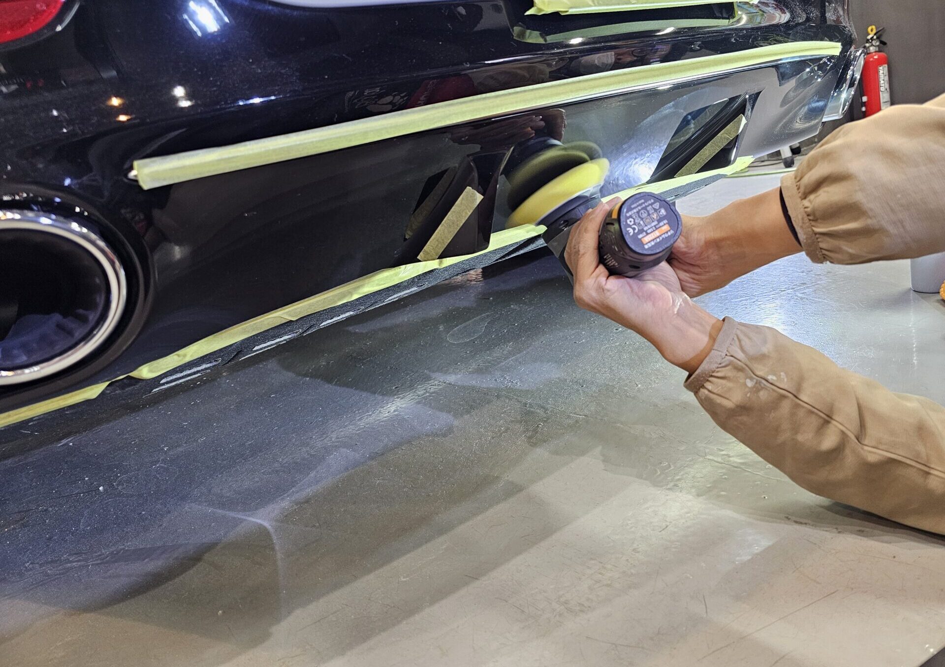 メルセデスベンツAMG SL43 アルペングレー 細部磨き