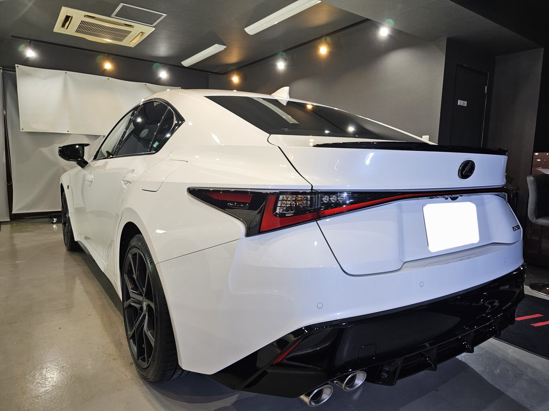 レクサスIS500クライマックスエディション ジーテクニッククリスタルセラムブラックセラミックコーティング