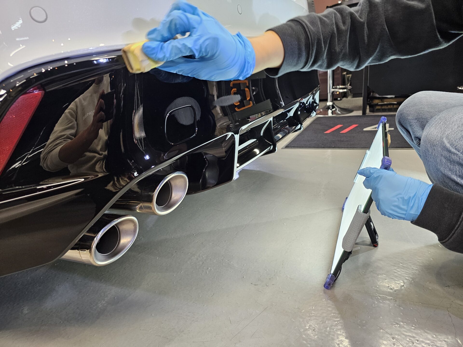 レクサスIS500クライマックスエディション 細部まで丁寧にコーティング