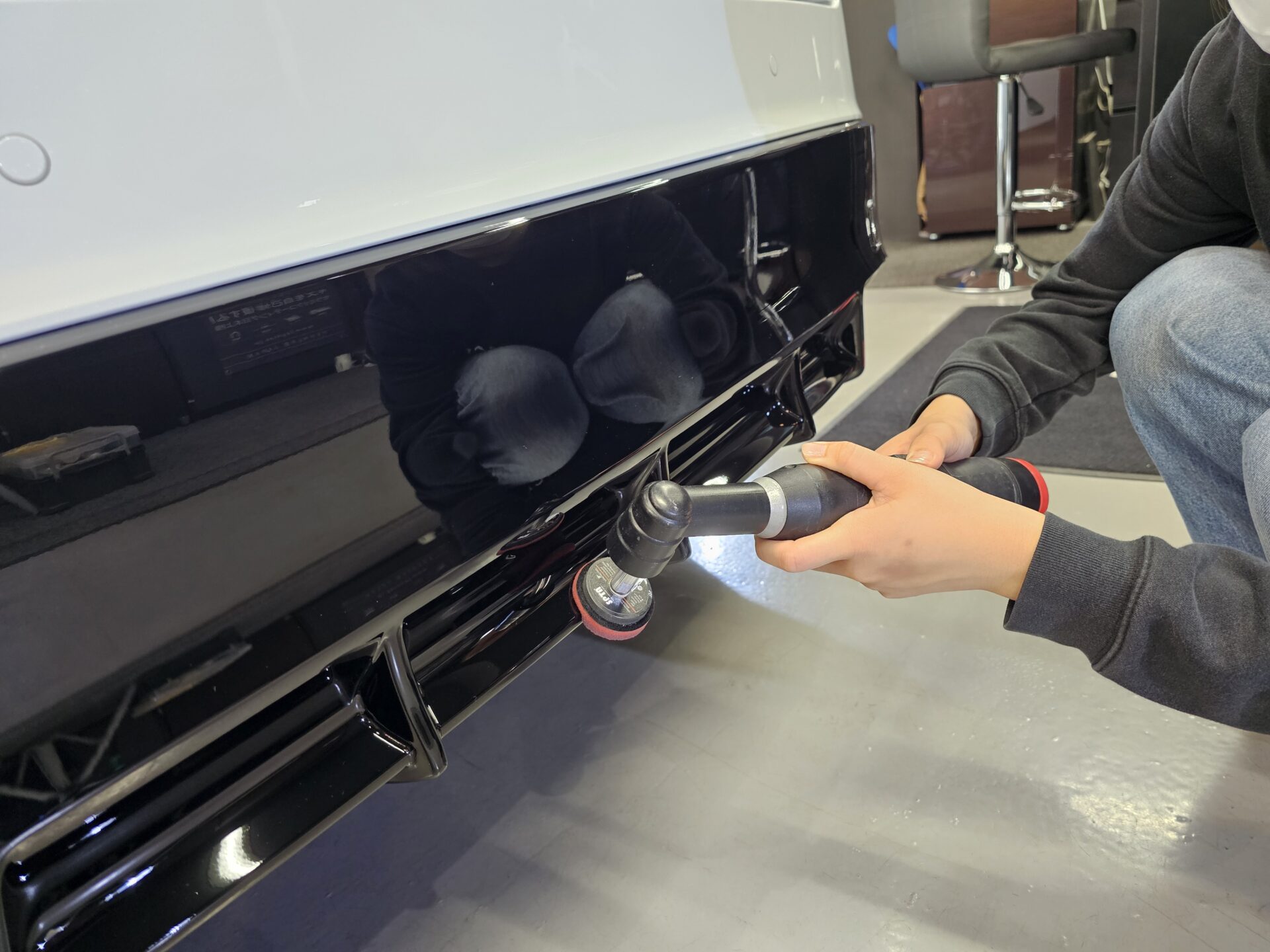 レクサスIS500クライマックスエディション 細部研磨