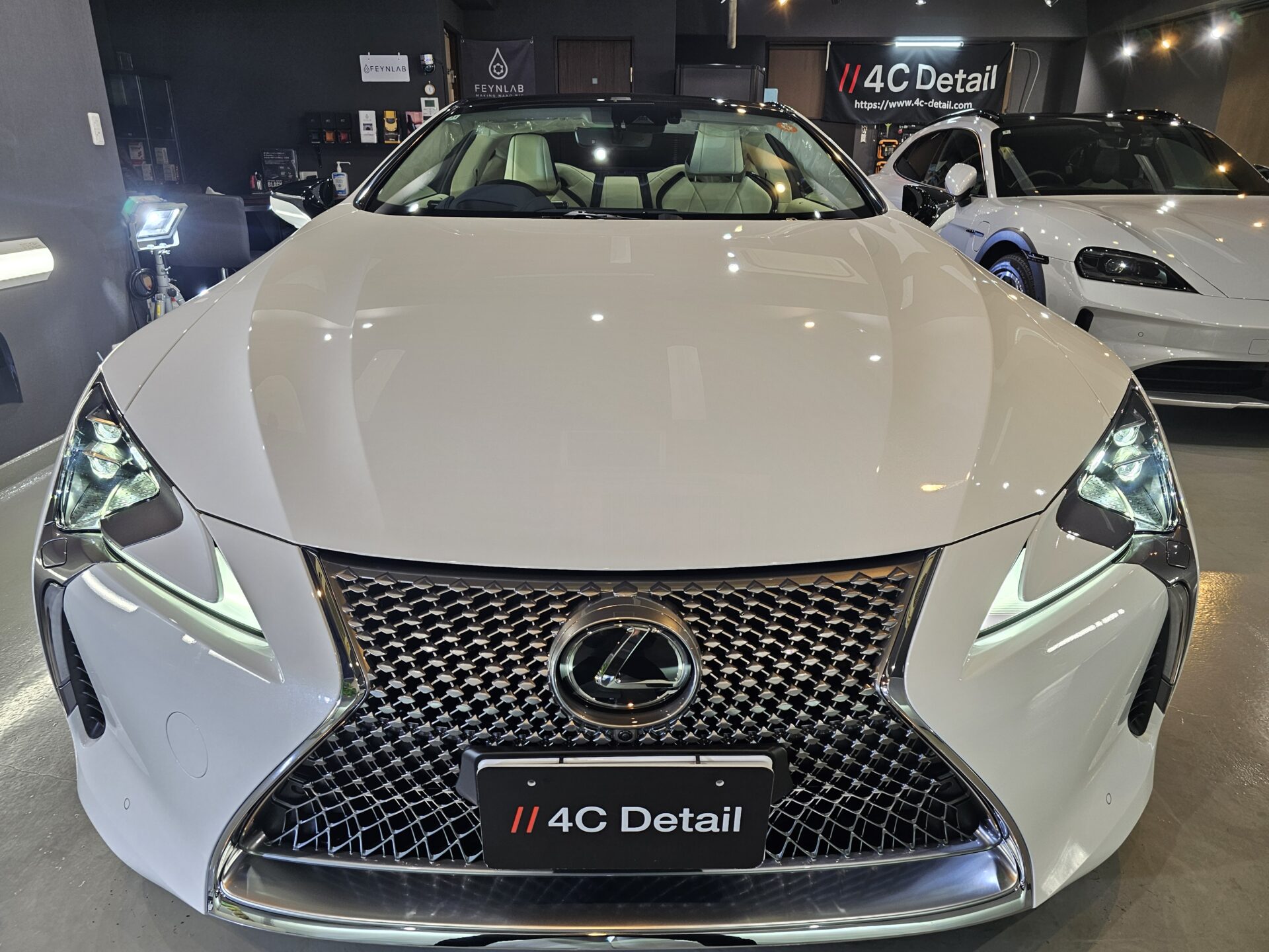 レクサスLC500クーペ 4Cプレミアムガラスコーティング内外装フル施工