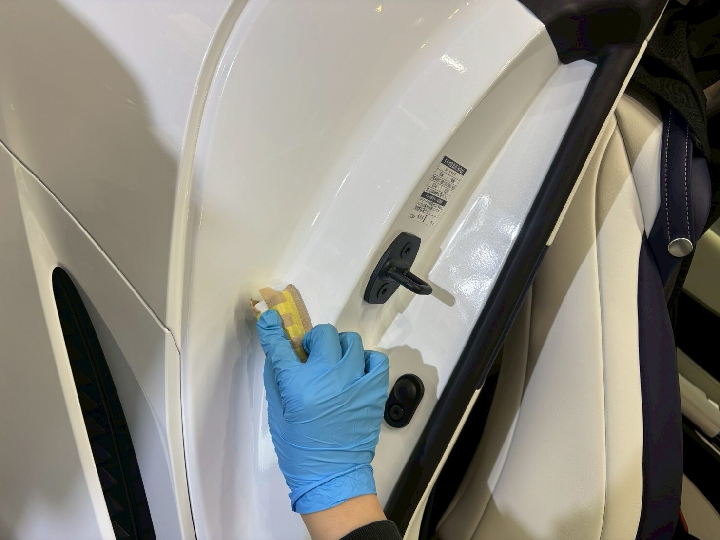 レクサスLC500クーペ ドア内側コーティング