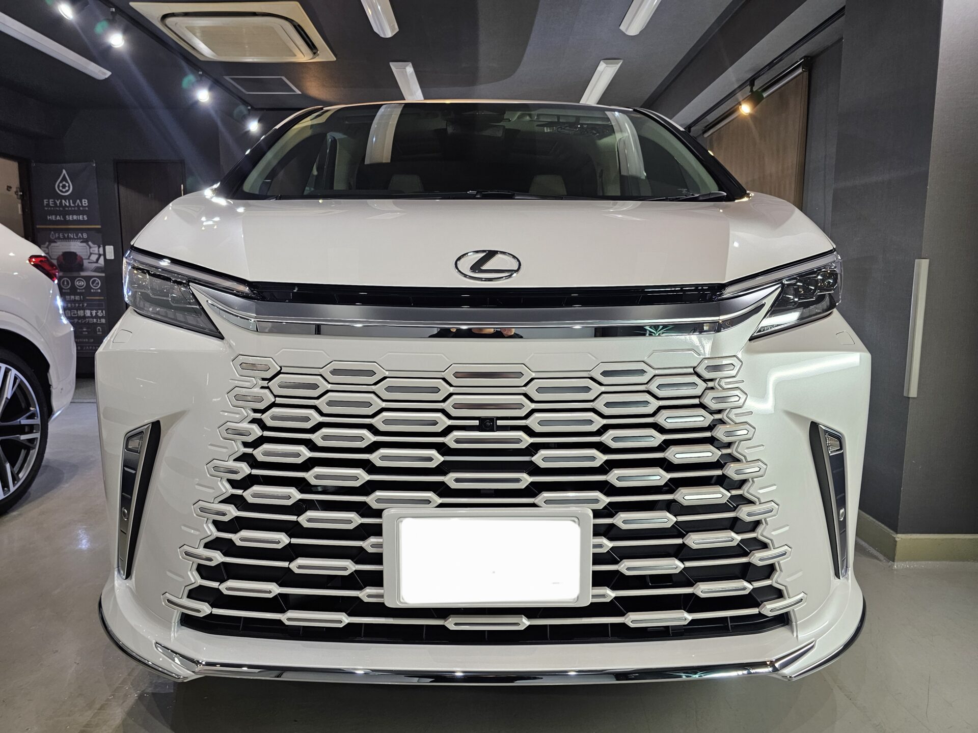 レクサスLM500hバージョンL GTECHNIQセラミックコーティング
