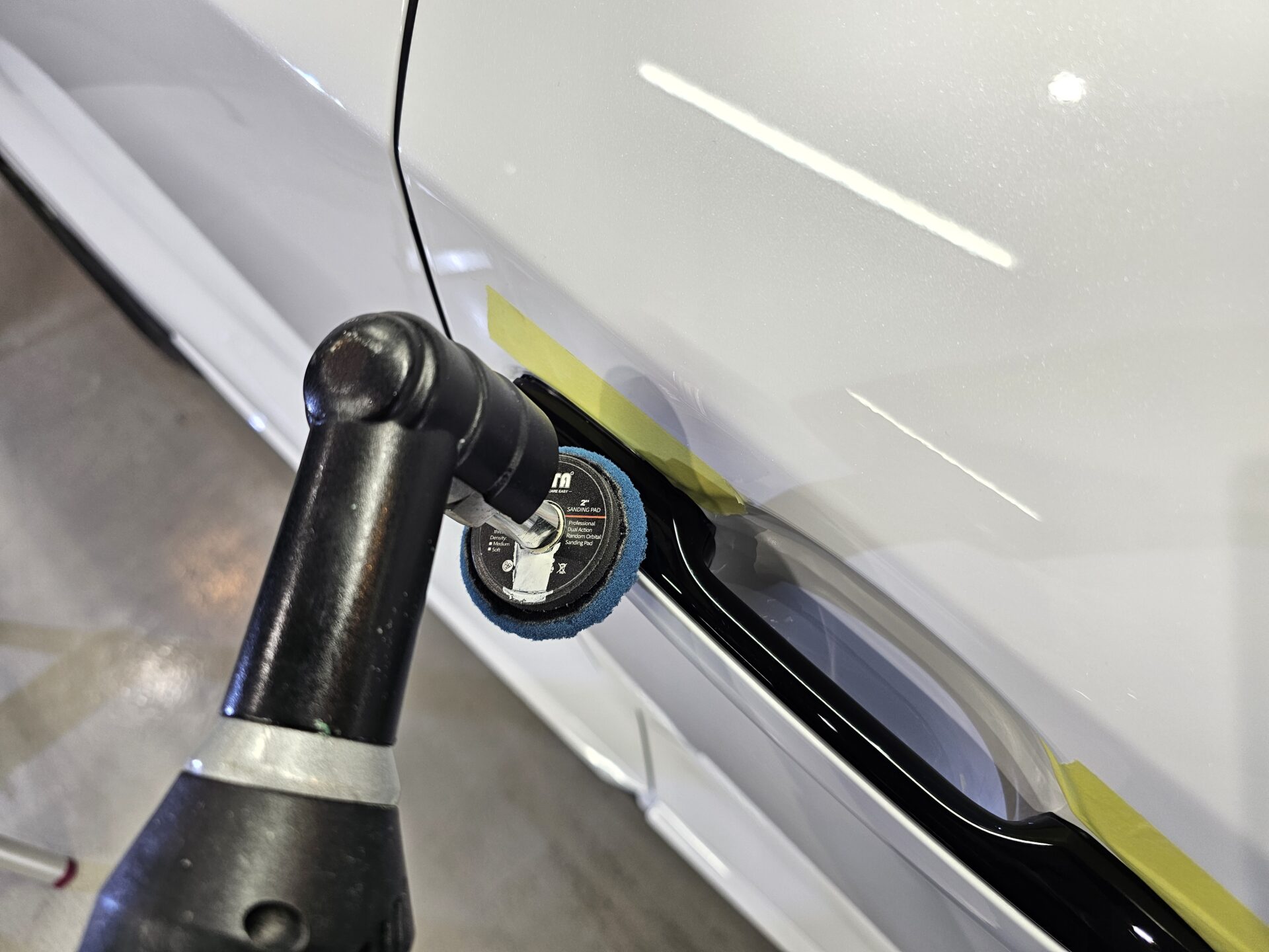 年次改良新型レクサスRX350 細部磨き