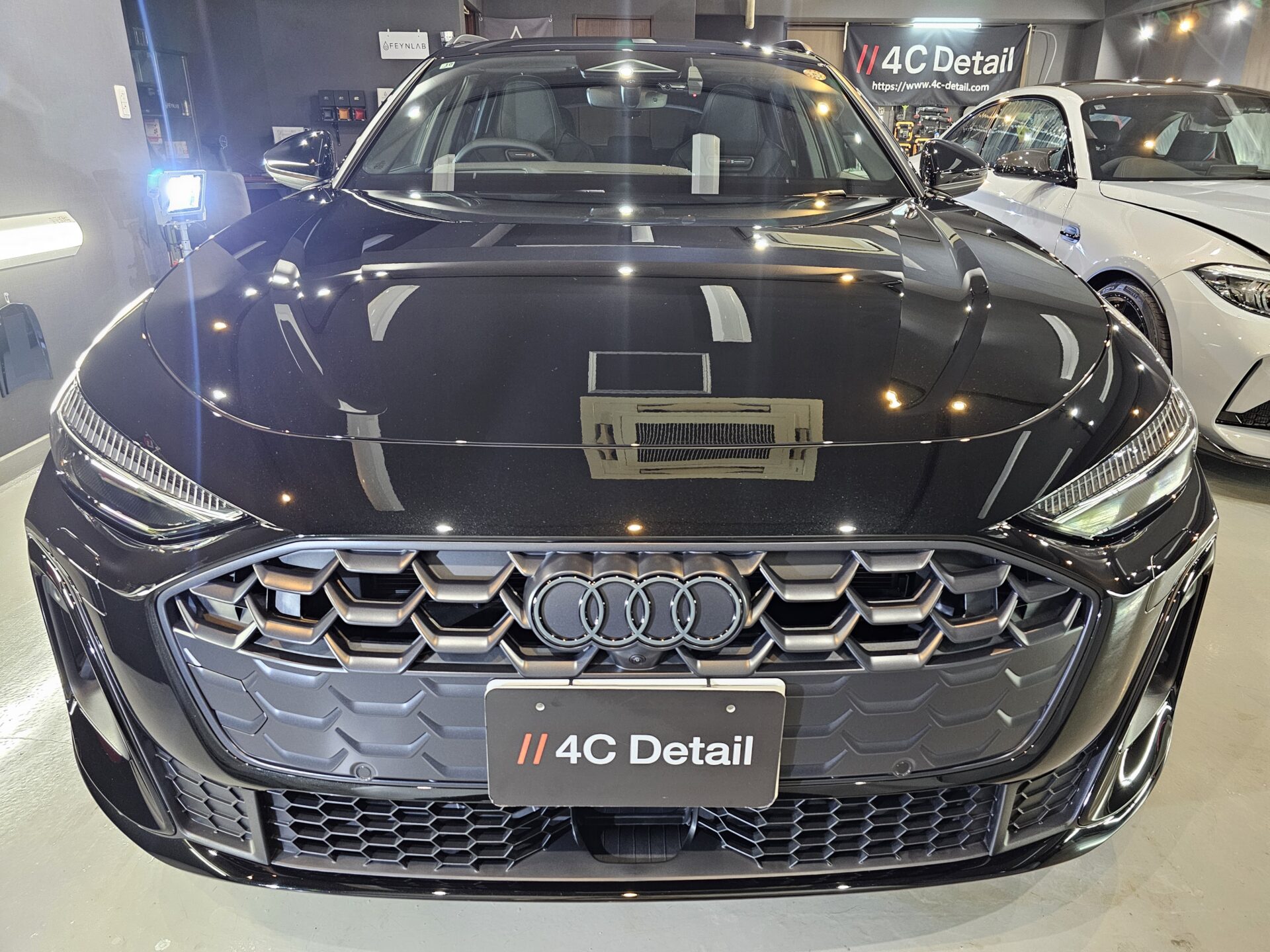 新型アウディA5アバント 新車 GTECHNIQセラミックコーティング