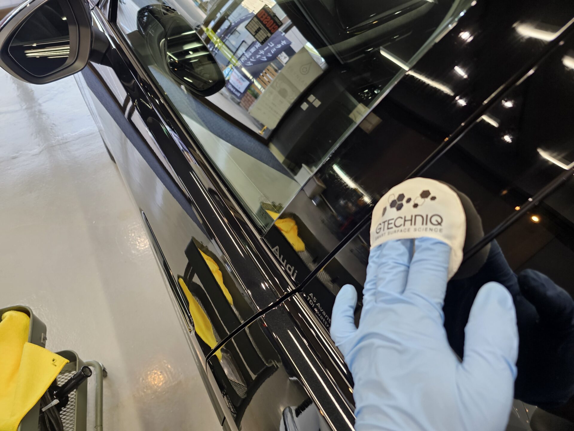 新型アウディA5アバント 新車 丁寧にコーティング