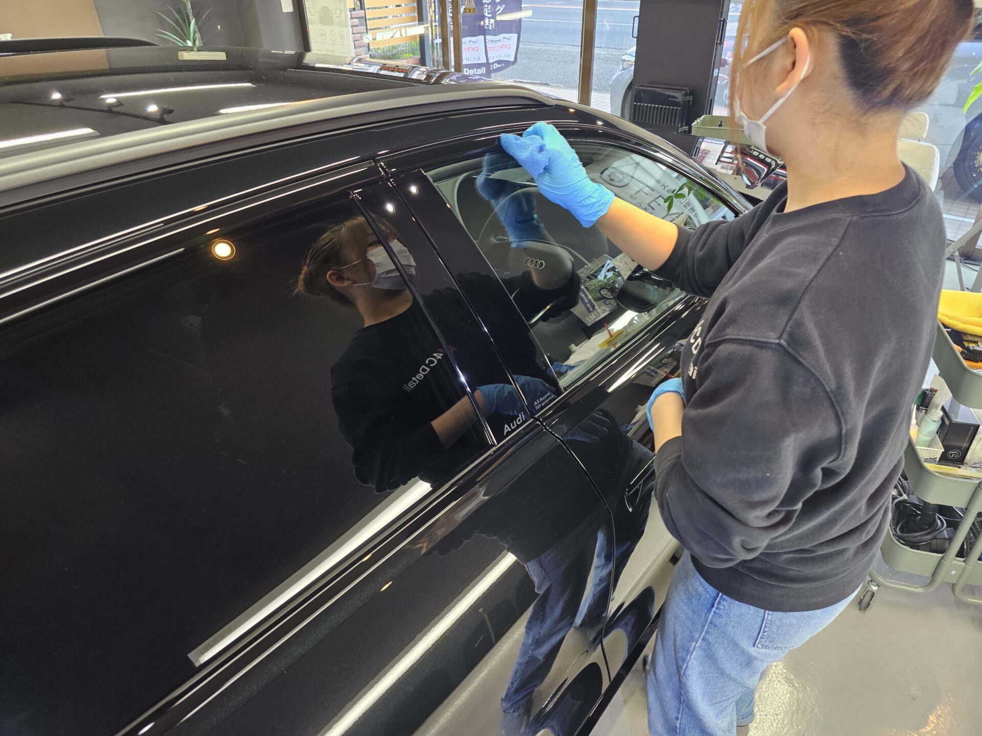 新型アウディA5アバント 新車 細部までコーティング