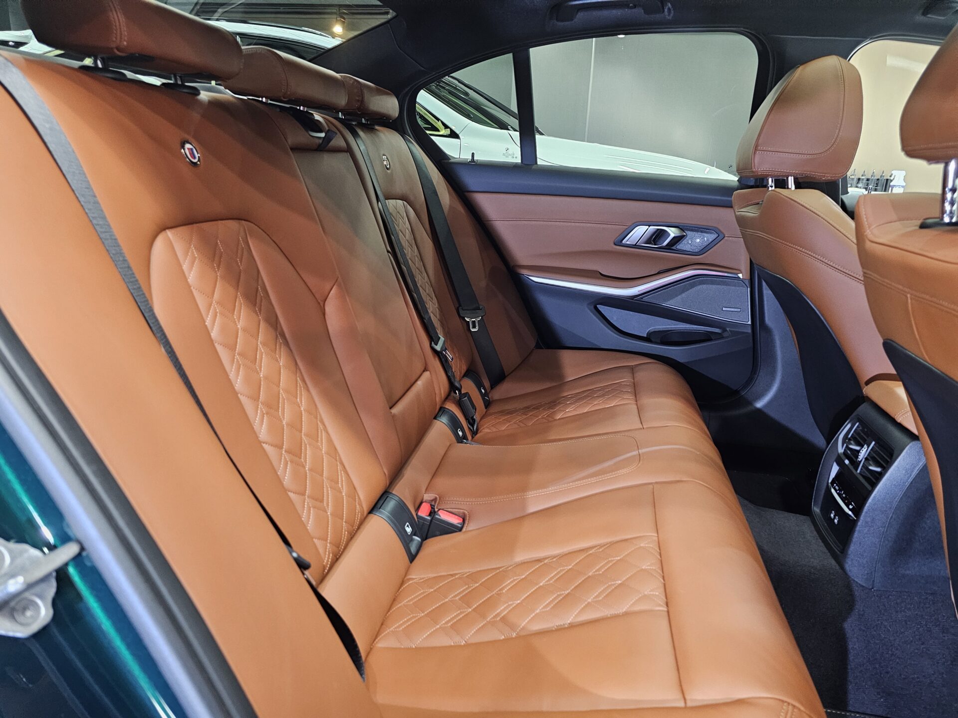 ALPINA B3GT アルピナ 新車 レザーシートコーティング後席