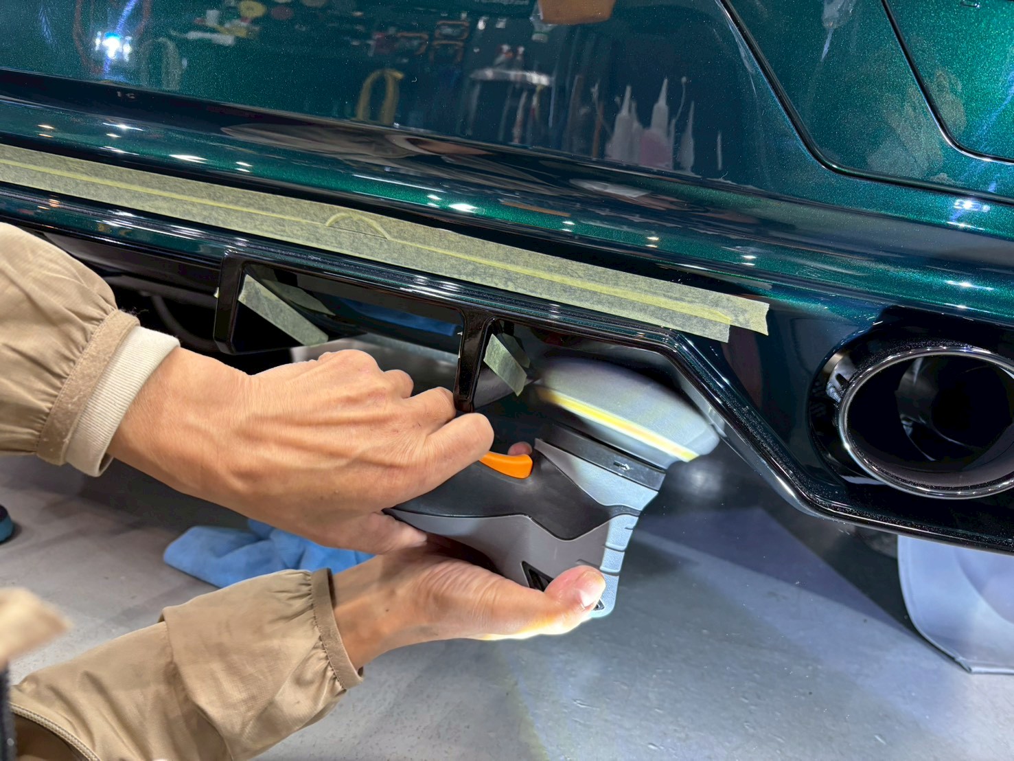 ALPINA B3GT アルピナ 新車 下回り磨き