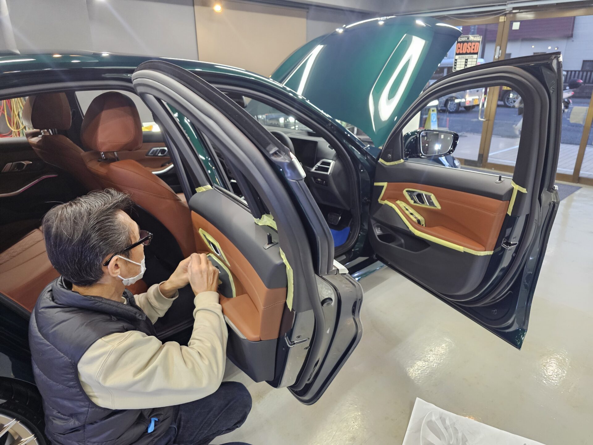 ALPINA B3GT アルピナ 新車 内装シートコーティング施工前養生