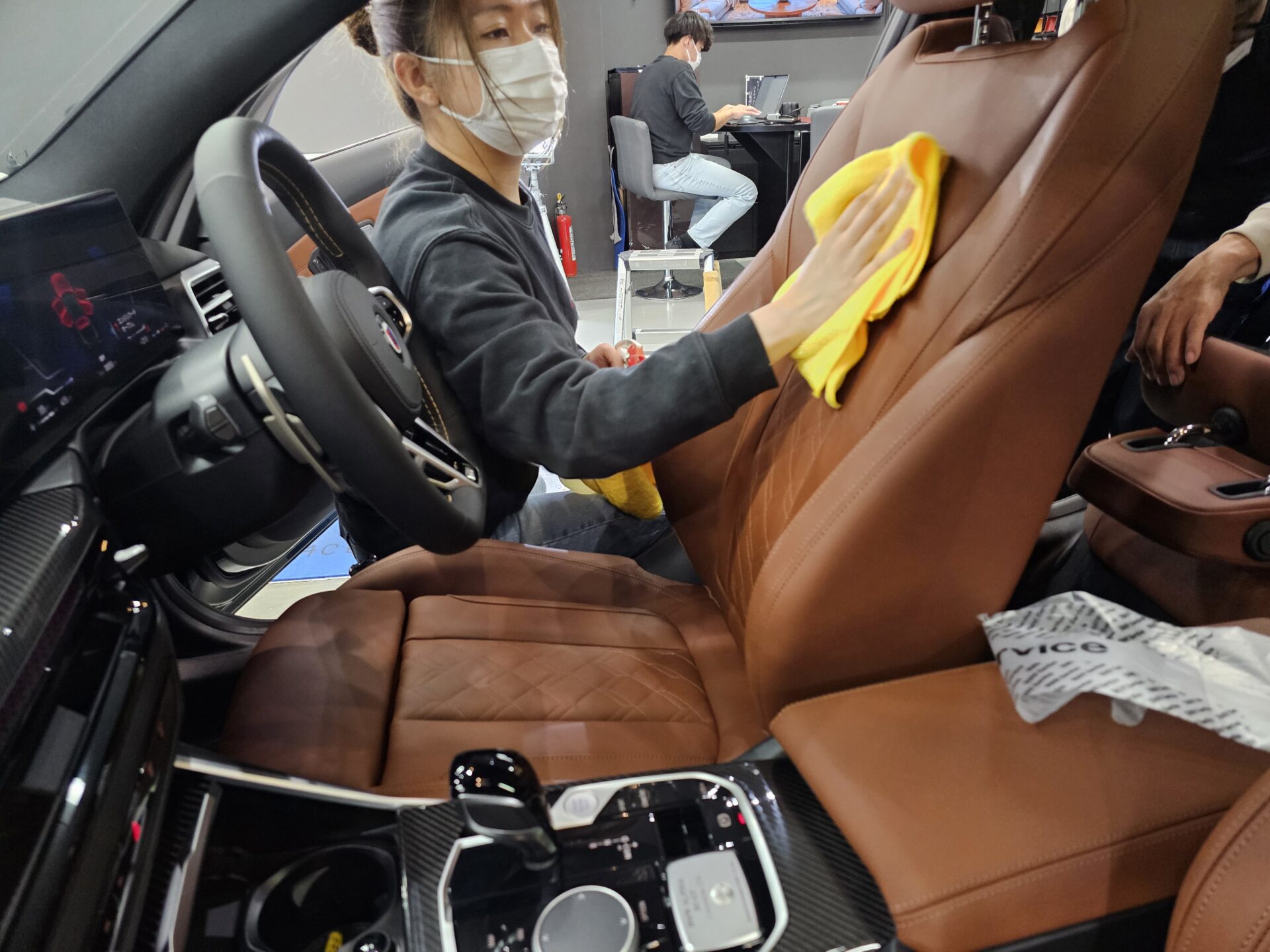 ALPINA B3GT アルピナ 新車 内装レザーシートクリーニング