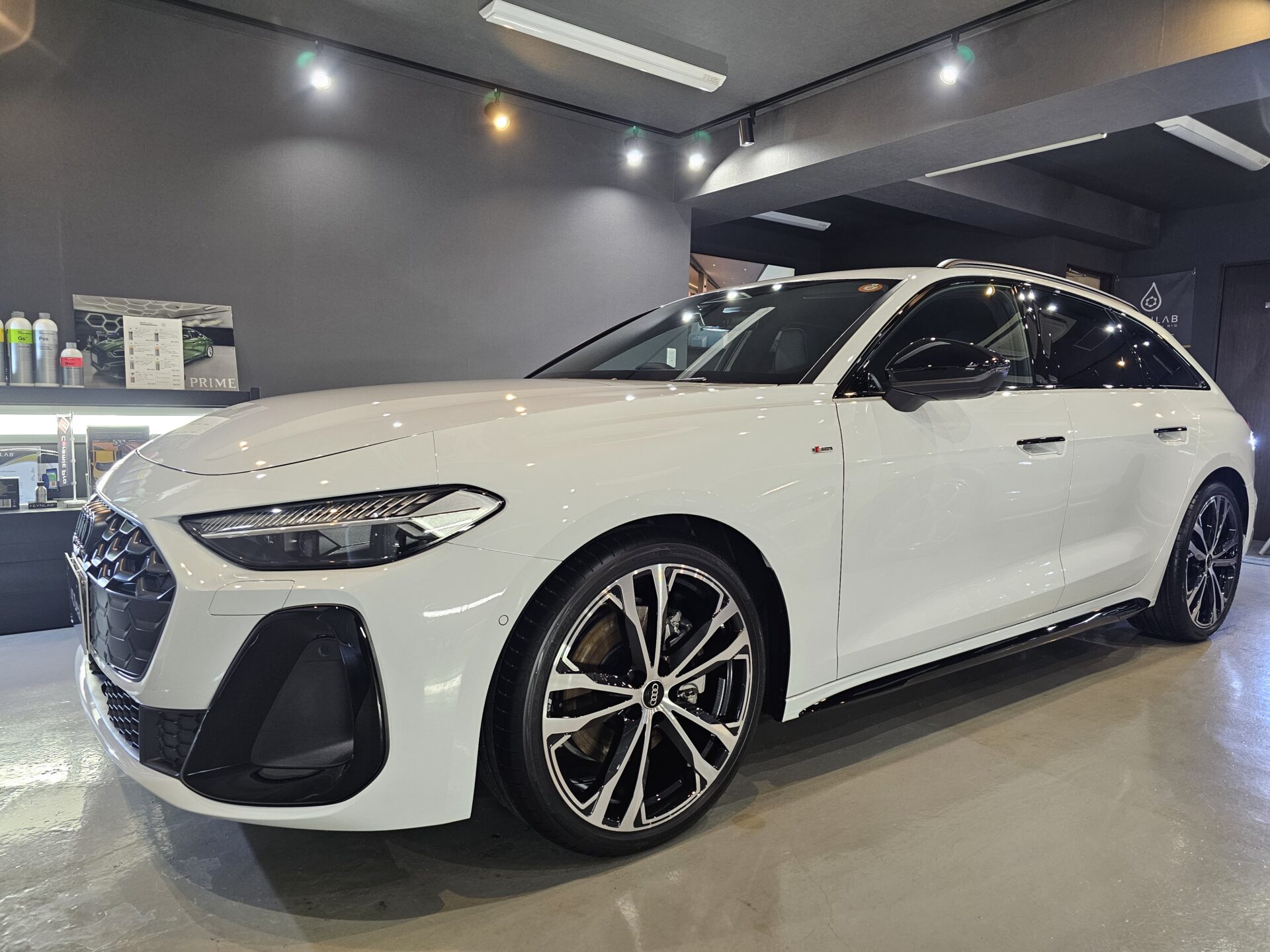 新車Audi A5 Avantブラックスタイリング GTECHNIQセラミックコーティング外装フル施工 横浜市青葉区