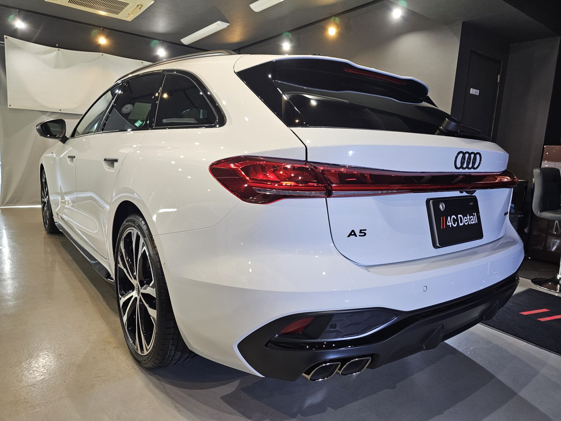 Audi A5Avant new gtechniqセラミックボディコーティング