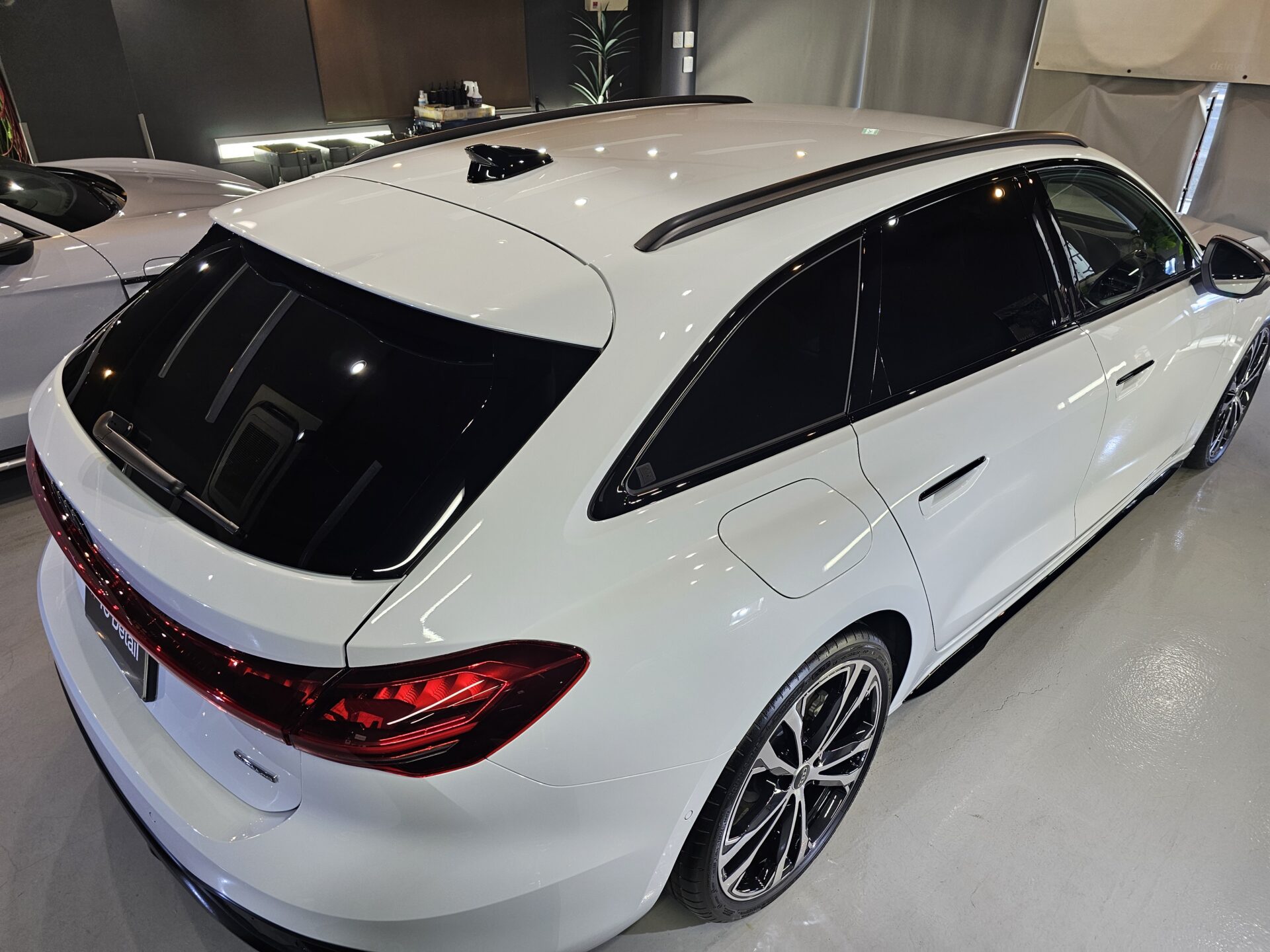 Audi A5Avant new ジーテクニックセラミックコーティング専門店