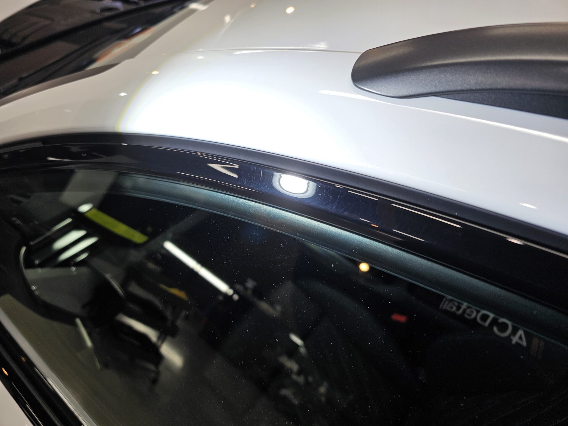 Audi A5Avant new ブラックモール磨き傷