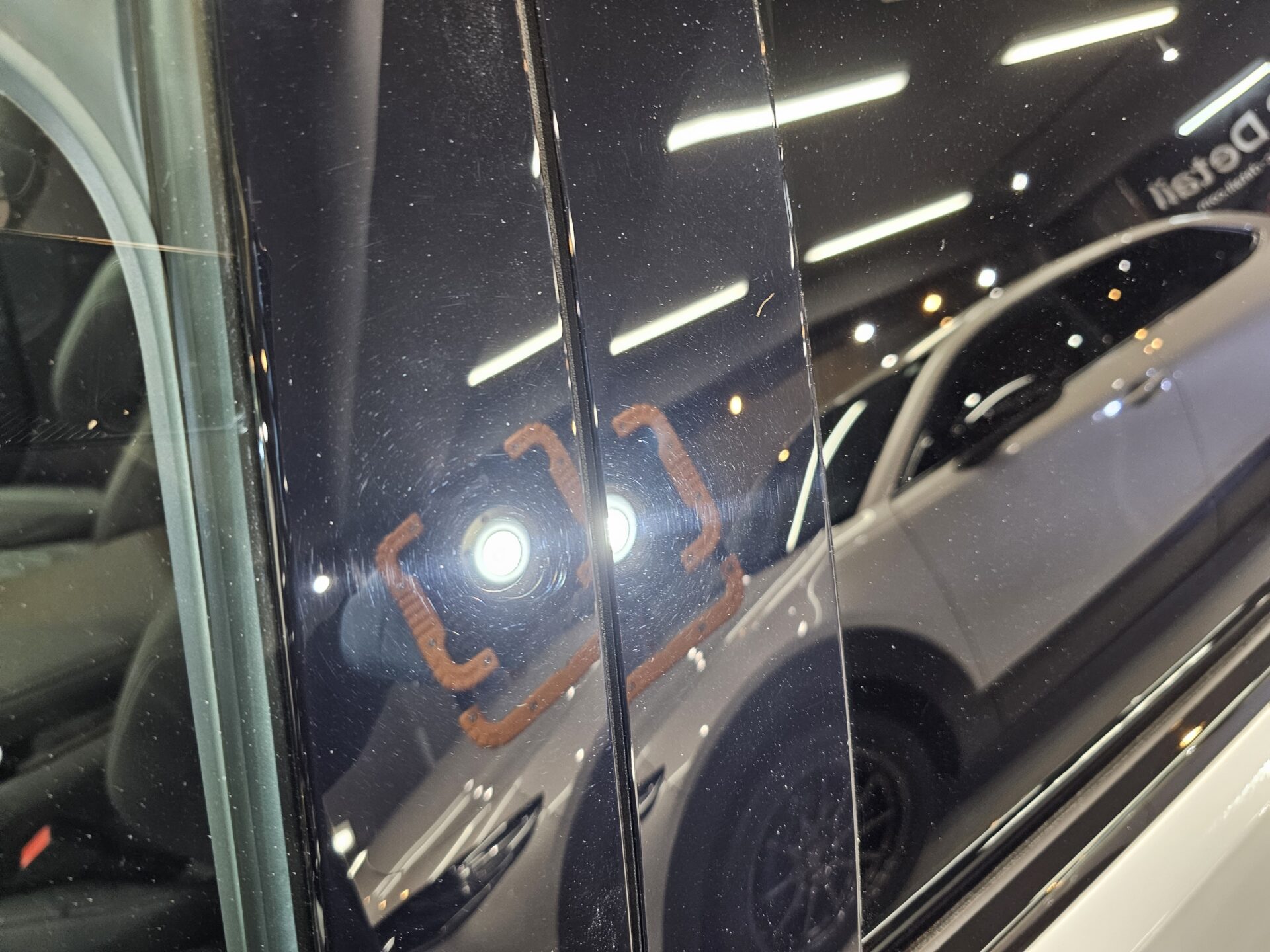 Audi A5Avant new 磨き傷チリチリ