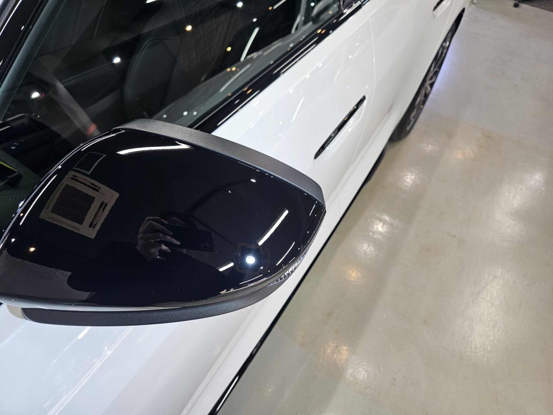 Audi A5Avant new 磨き傷除去