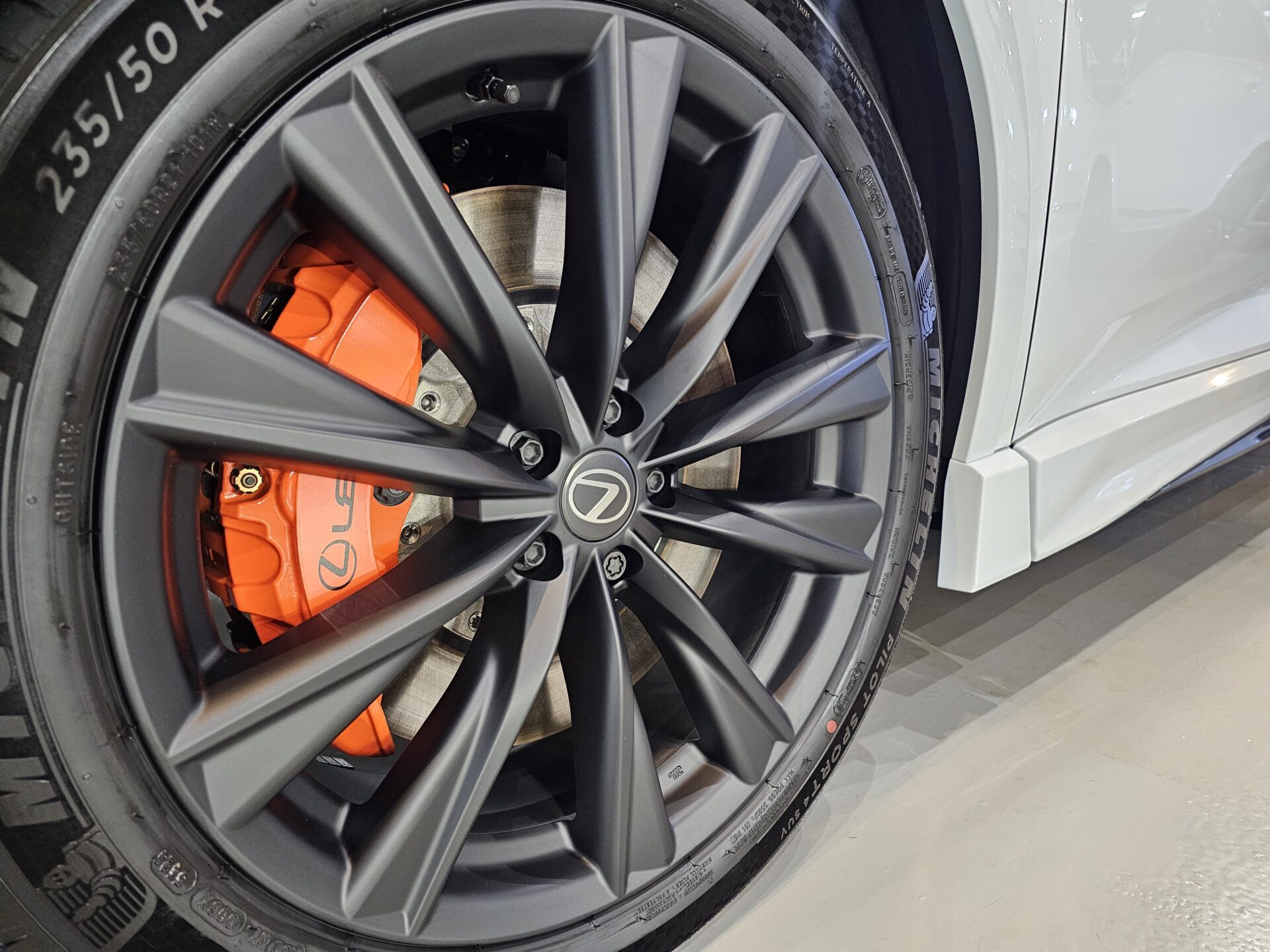 LEXUS RX500 マットホイールコーティング