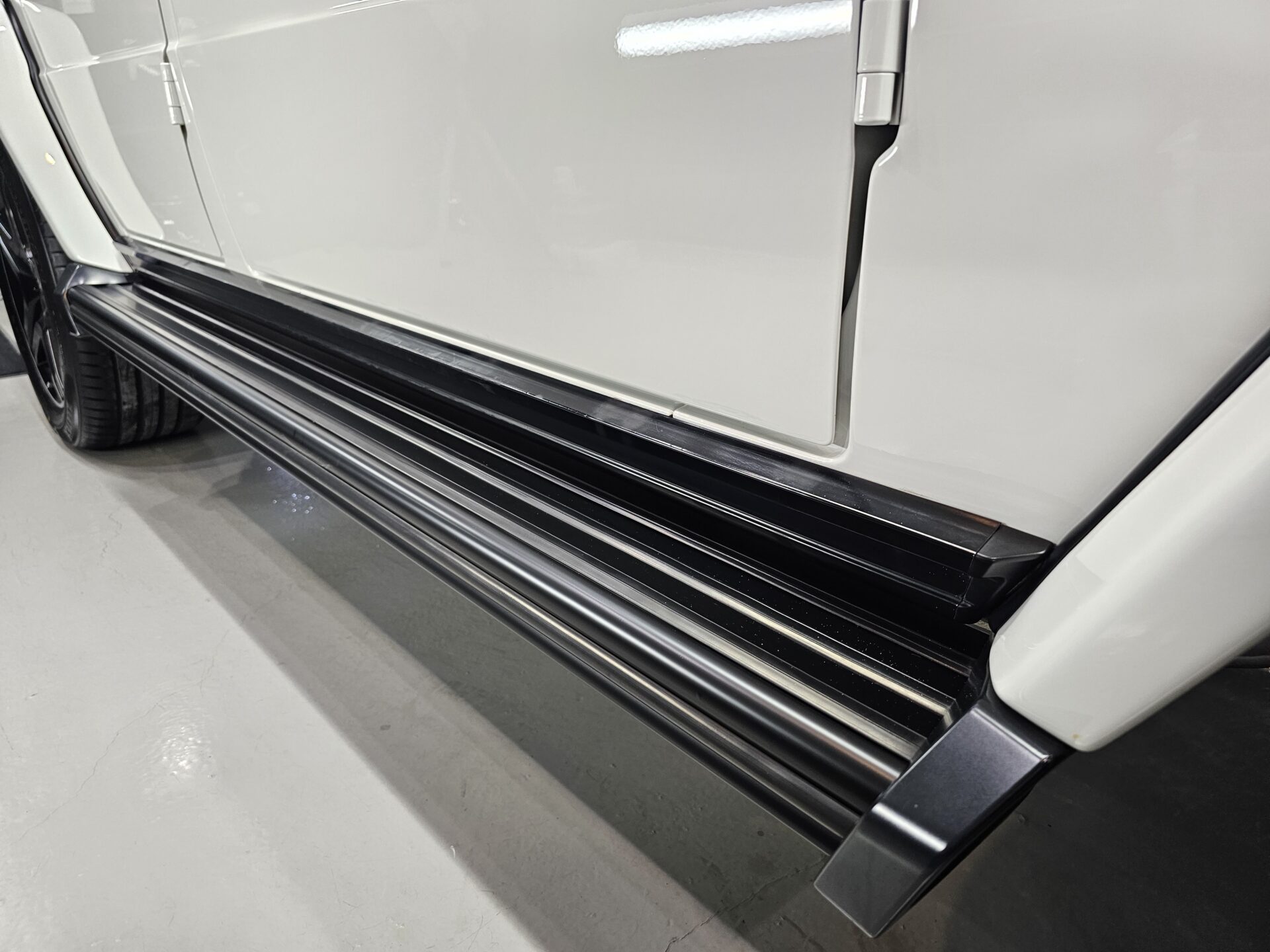 MB G350d(W463) サイドステップラッピング