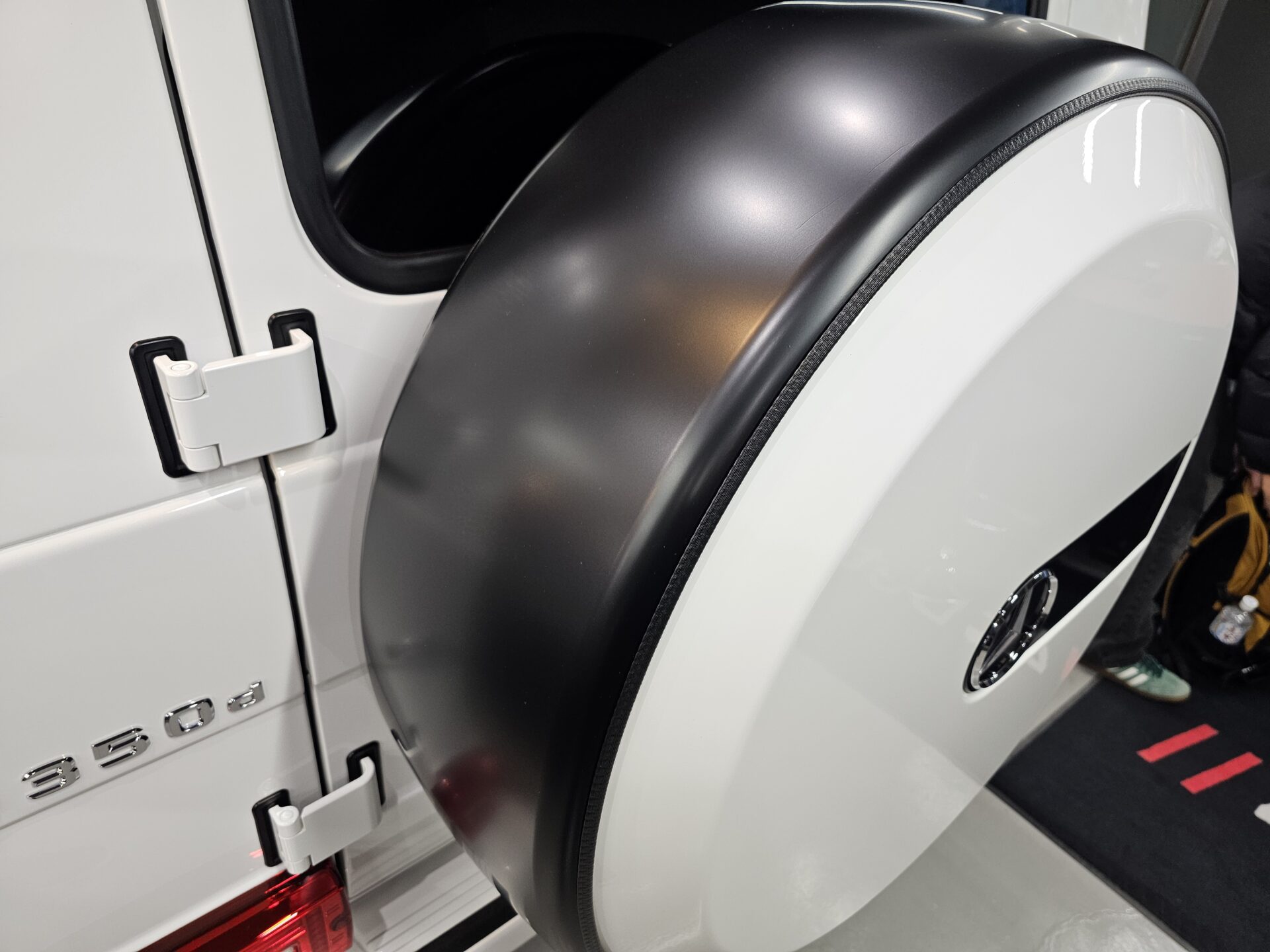 MB G350d(W463) スペアタイヤカバーラッピング