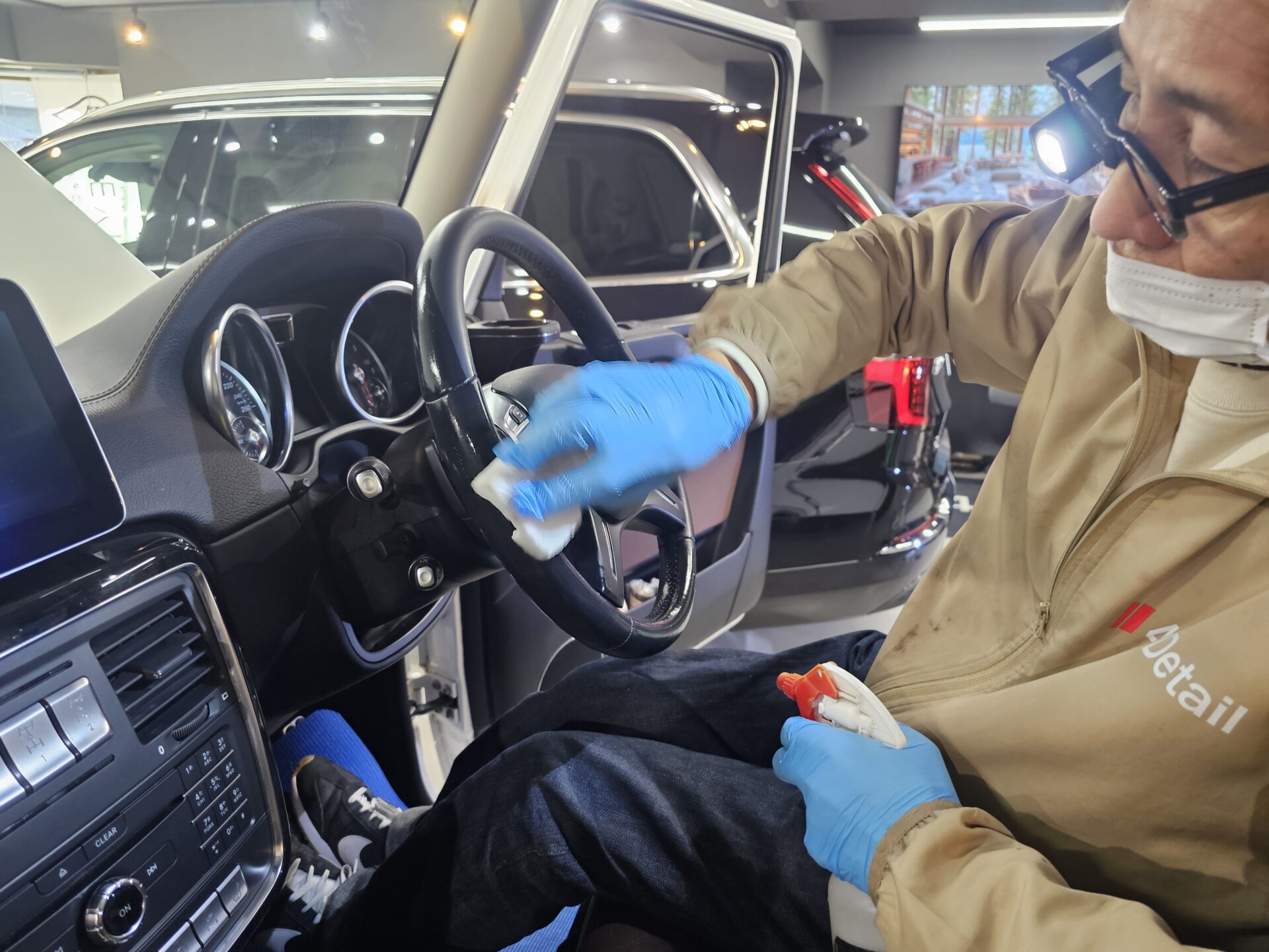 MB G350d(W463) レザークリーニング