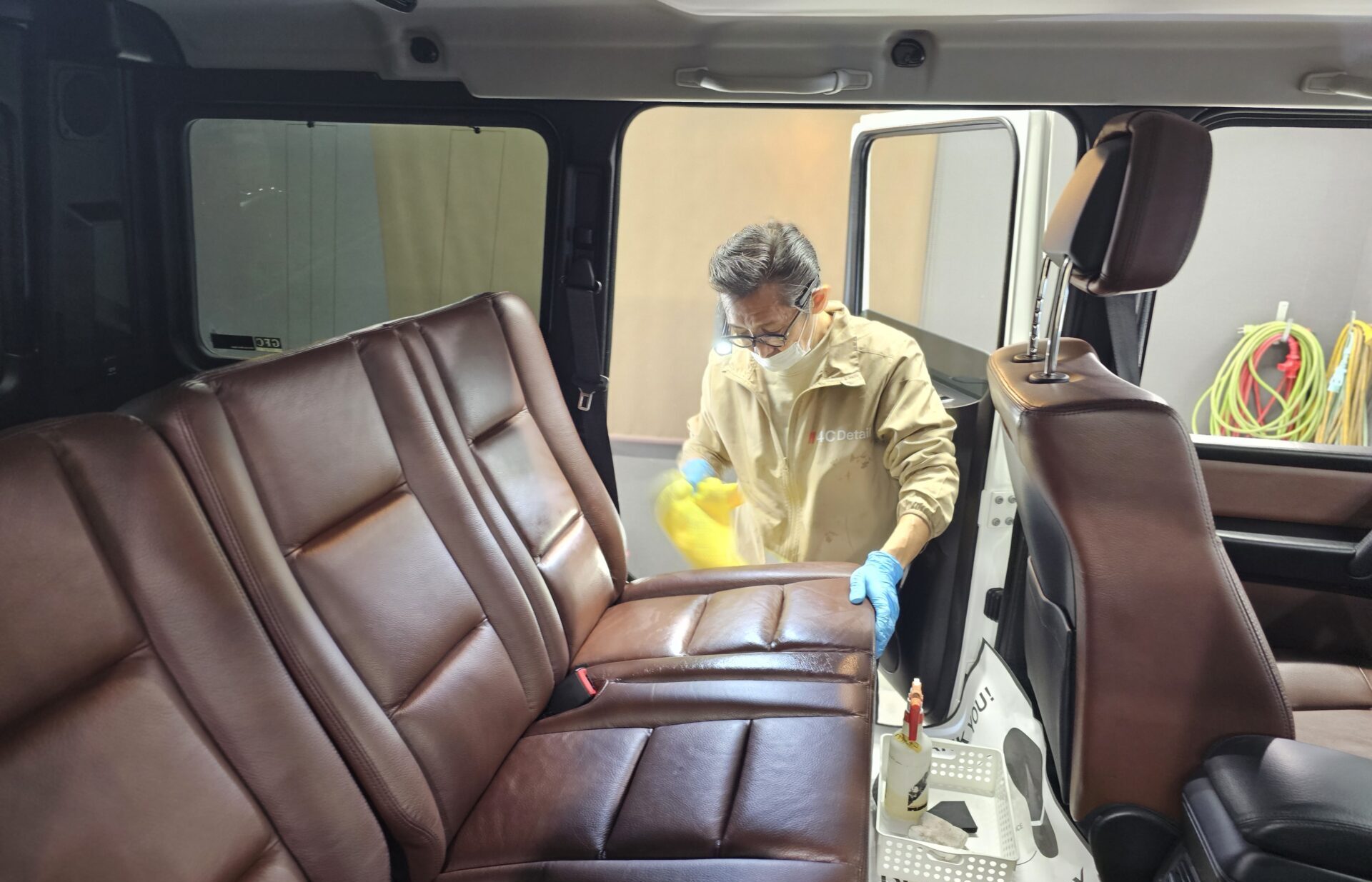 MB G350d(W463) 内装フルクリーニング