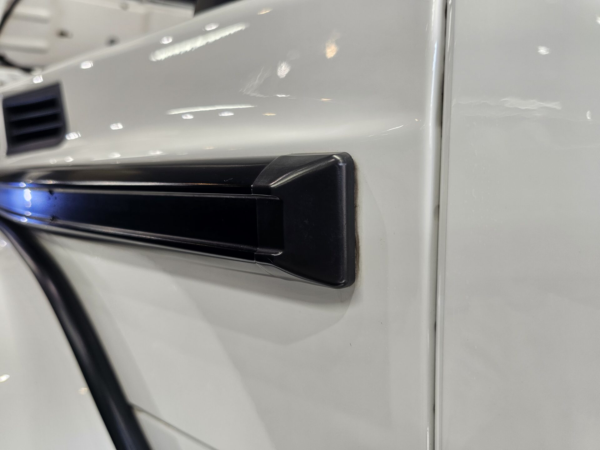 MB G350d(W463) 隙間汚れ (2)