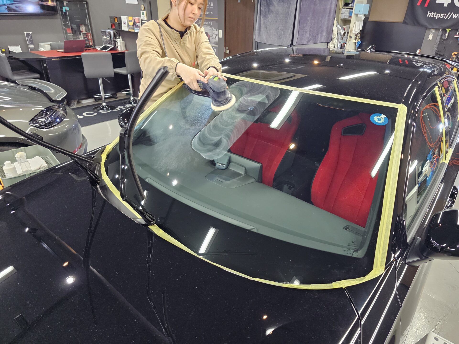 ホンダシビックタイプR FL5 フロントガラス磨き 下地処理