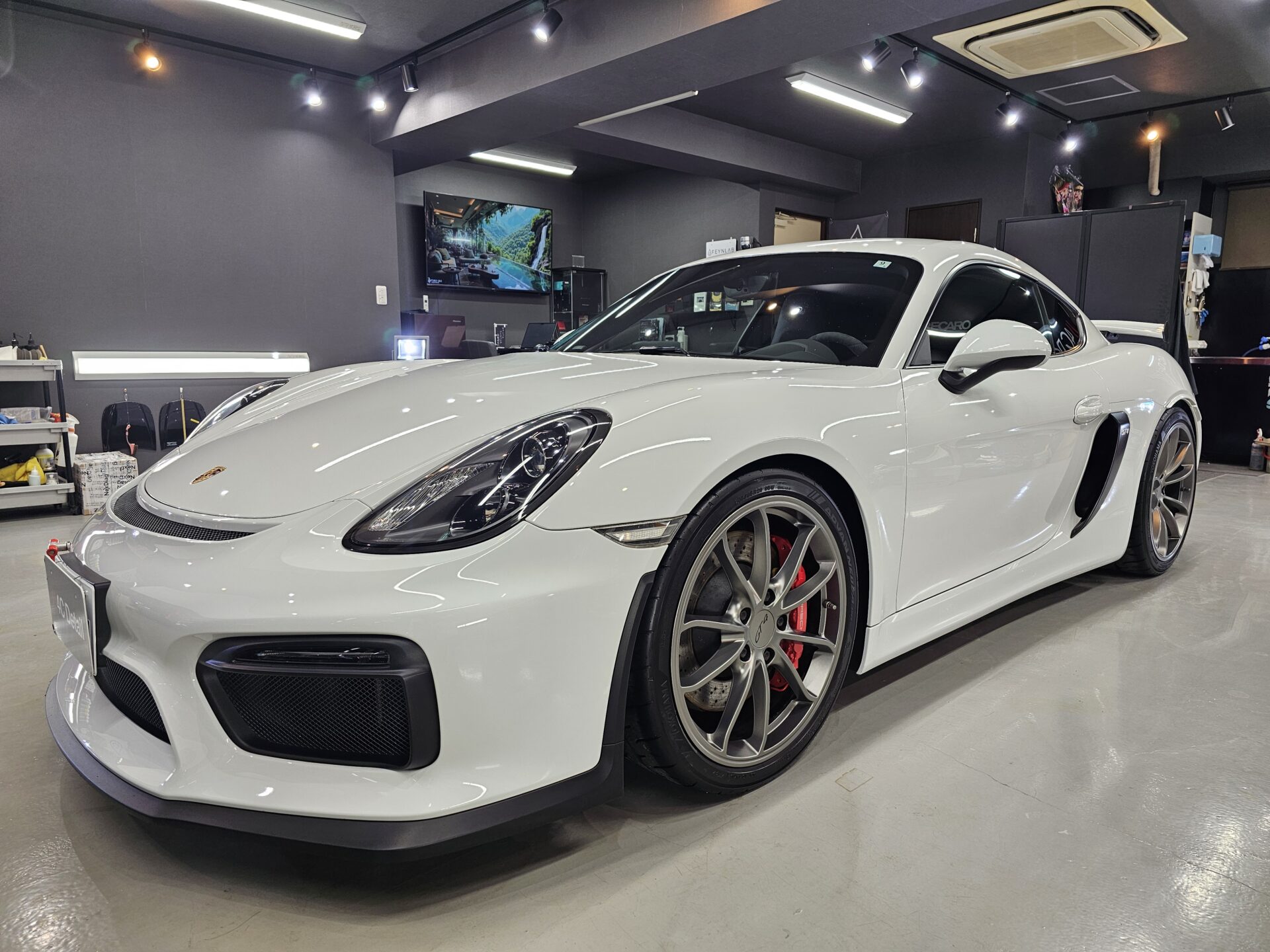 2016年式ポルシェ981ケイマンGT4 PPF剥がし&GTECHNIQセラミックコーティング外装フル施工 横浜市戸塚区